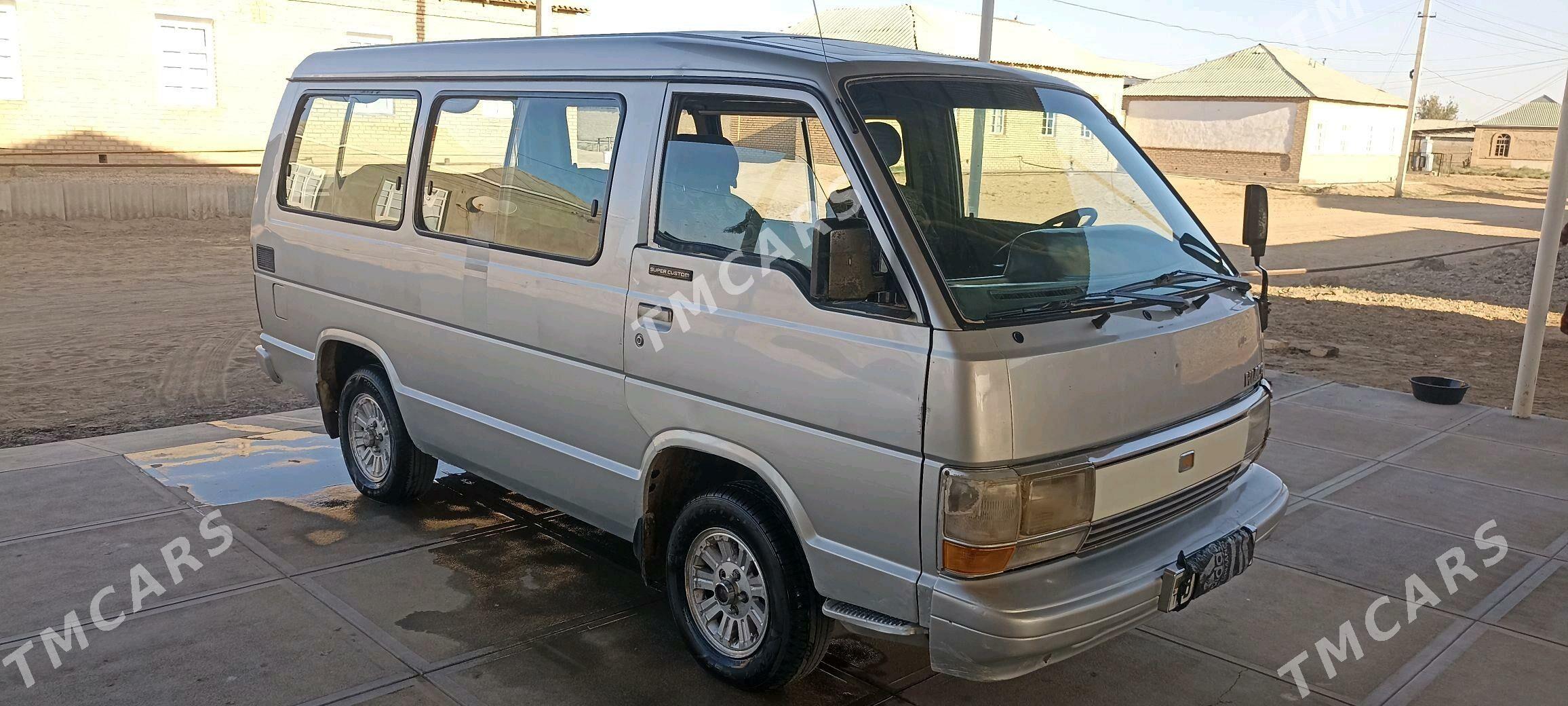 Toyota Hiace 1989 - 50 000 TMT - Mary - img 3