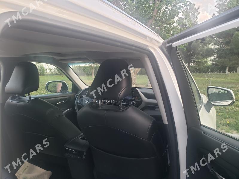 Toyota Highlander 2020 - 550 000 TMT - Ашхабад - img 2