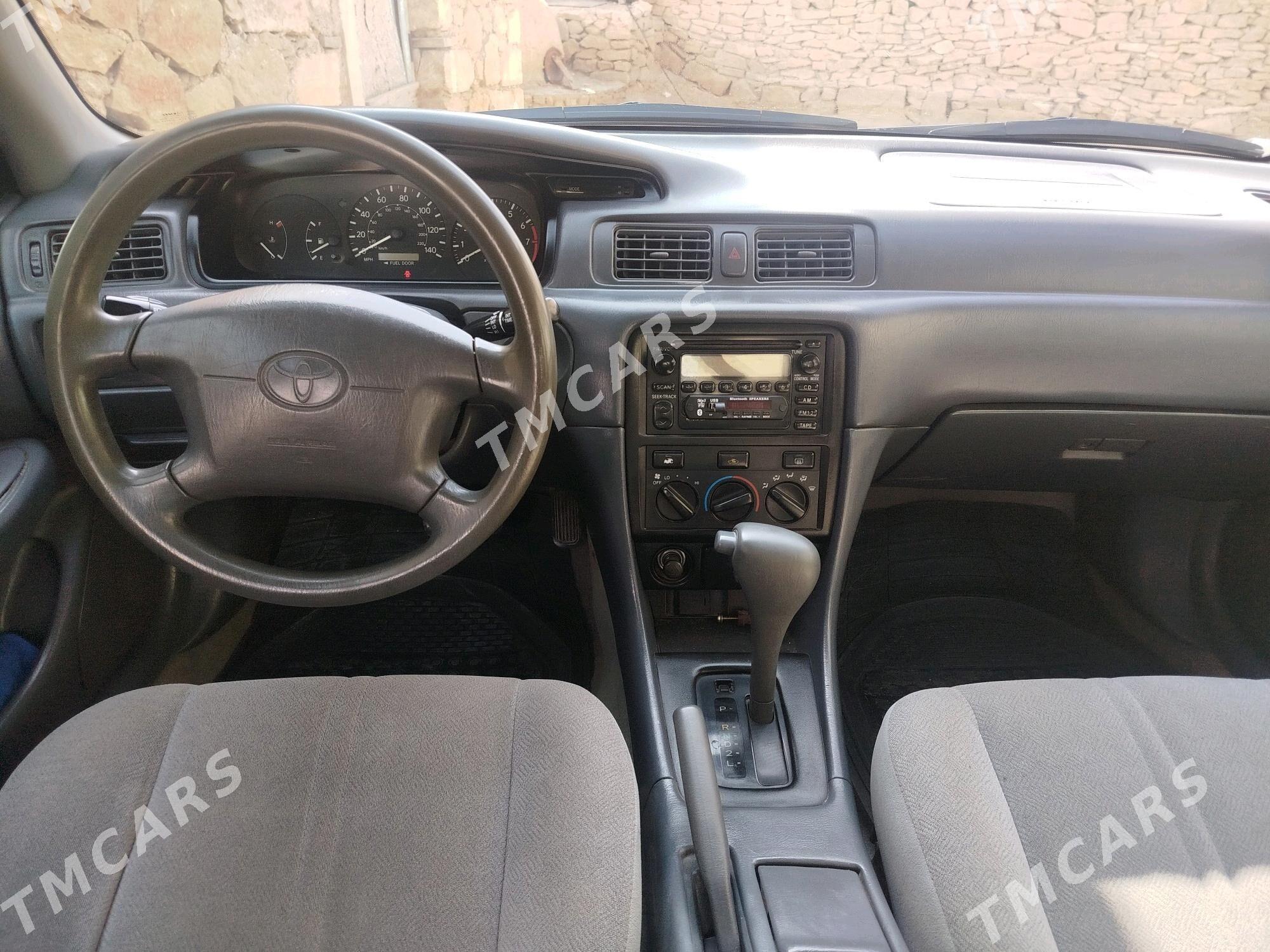 Toyota Camry 2001 - 150 000 TMT - Магданлы - img 6
