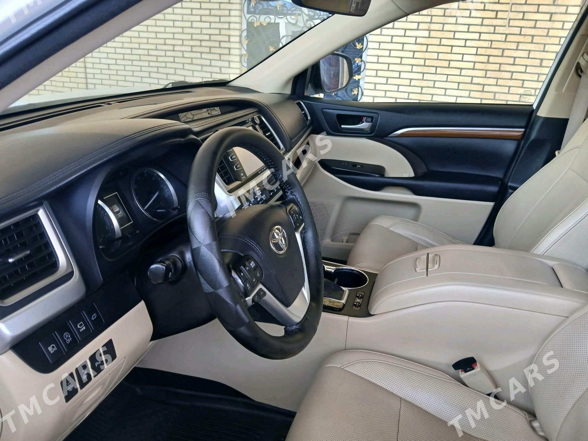 Toyota Highlander 2018 - 520 000 TMT - Mary - img 10