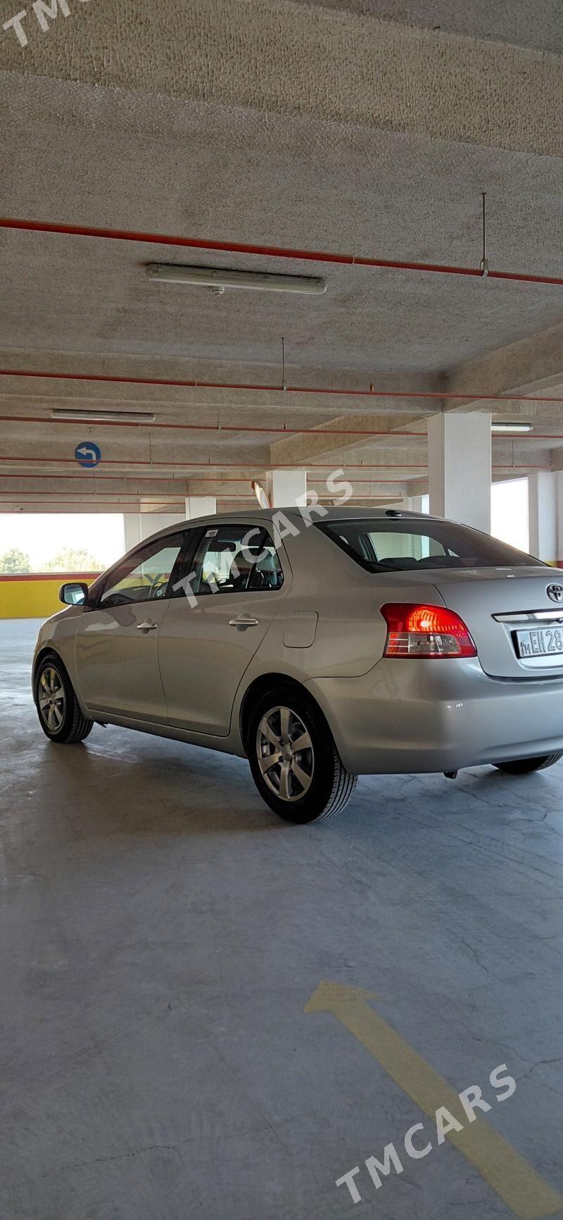 Toyota Yaris 2010 - 133 000 TMT - Aşgabat - img 5