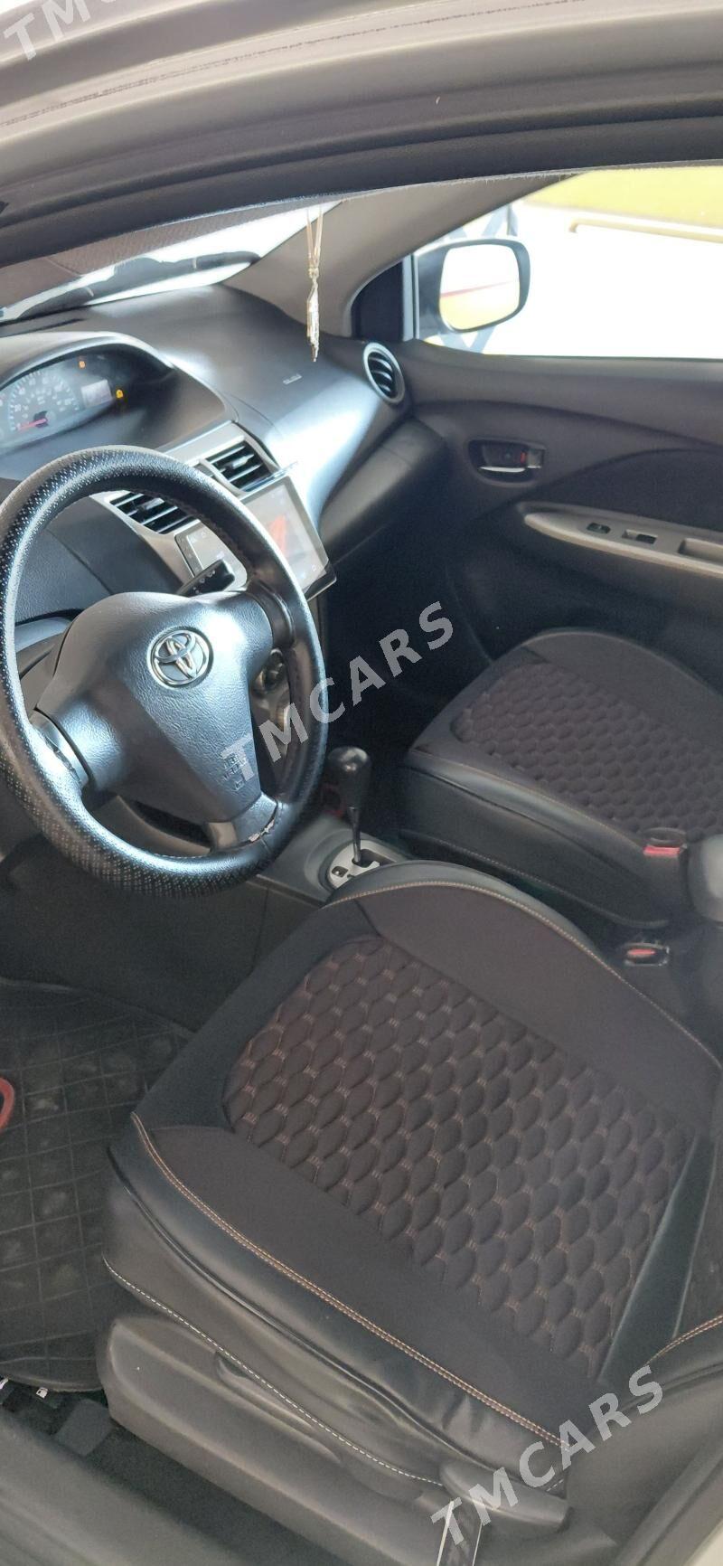 Toyota Yaris 2010 - 133 000 TMT - Aşgabat - img 6