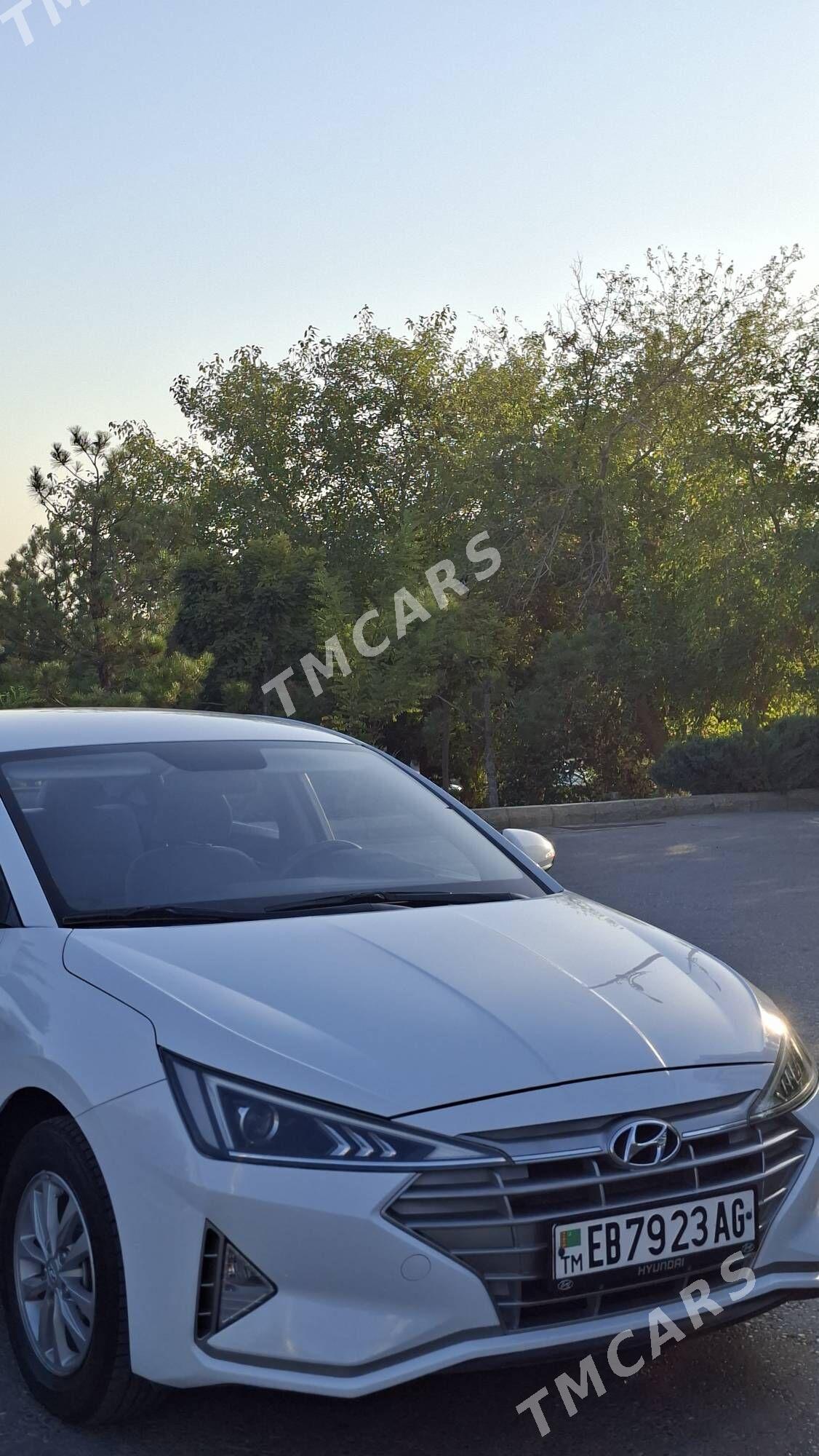 Hyundai Elantra 2019 - 225 000 TMT - Ашхабад - img 4