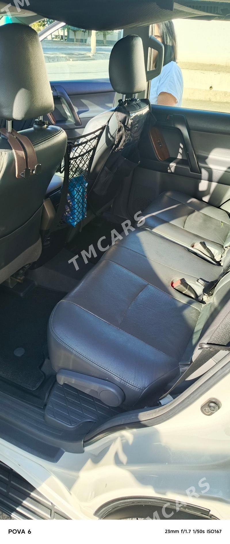 Toyota Land Cruiser Prado 2013 - 550 000 TMT - Гаудан "Б" - img 4