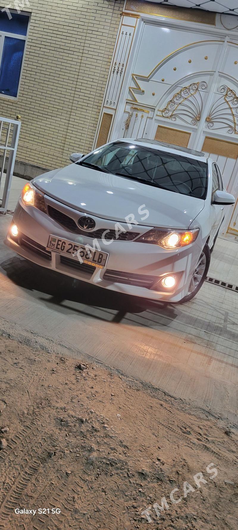 Toyota Camry 2012 - 240 000 TMT - Туркменабат - img 4