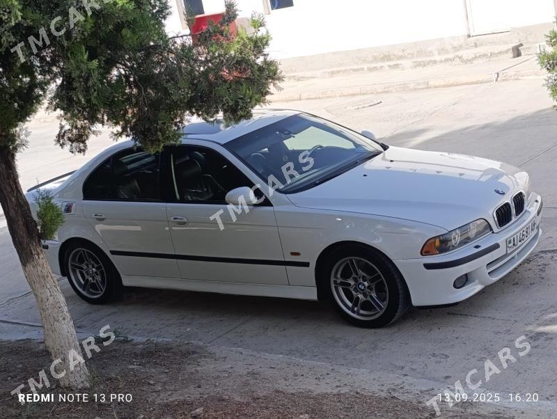 BMW E39 2000 - 155 000 TMT - Gyzylarbat - img 5