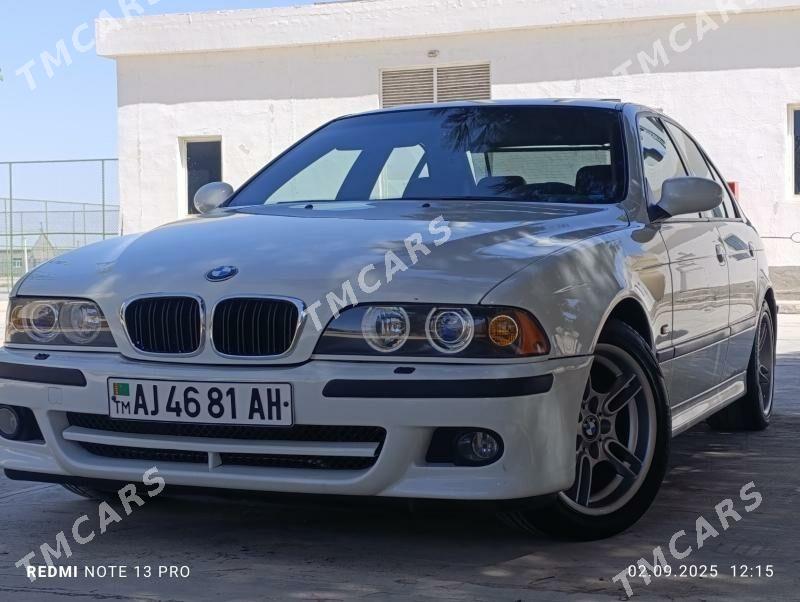 BMW E39 2000 - 155 000 TMT - Gyzylarbat - img 8