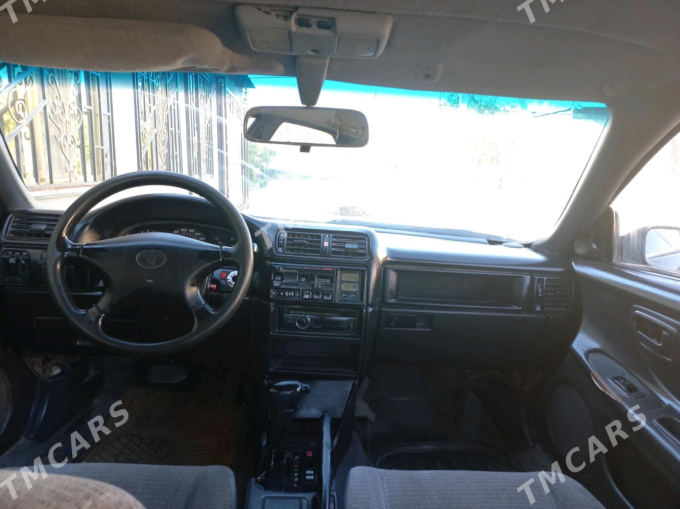 Toyota Carina 1993 - 22 000 TMT - Türkmenabat - img 5