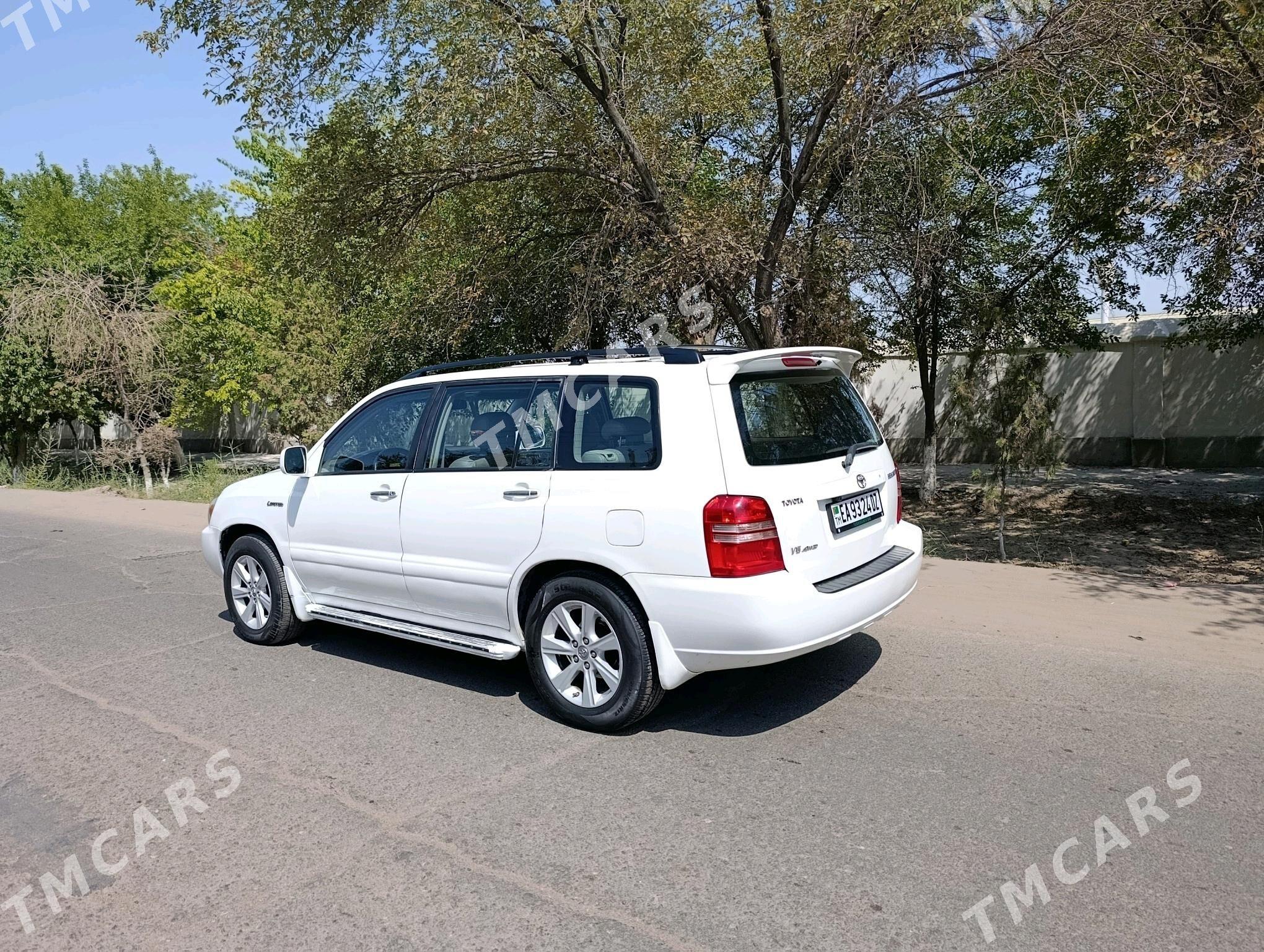 Toyota Highlander 2003 - 196 000 TMT - Köneürgenç - img 2