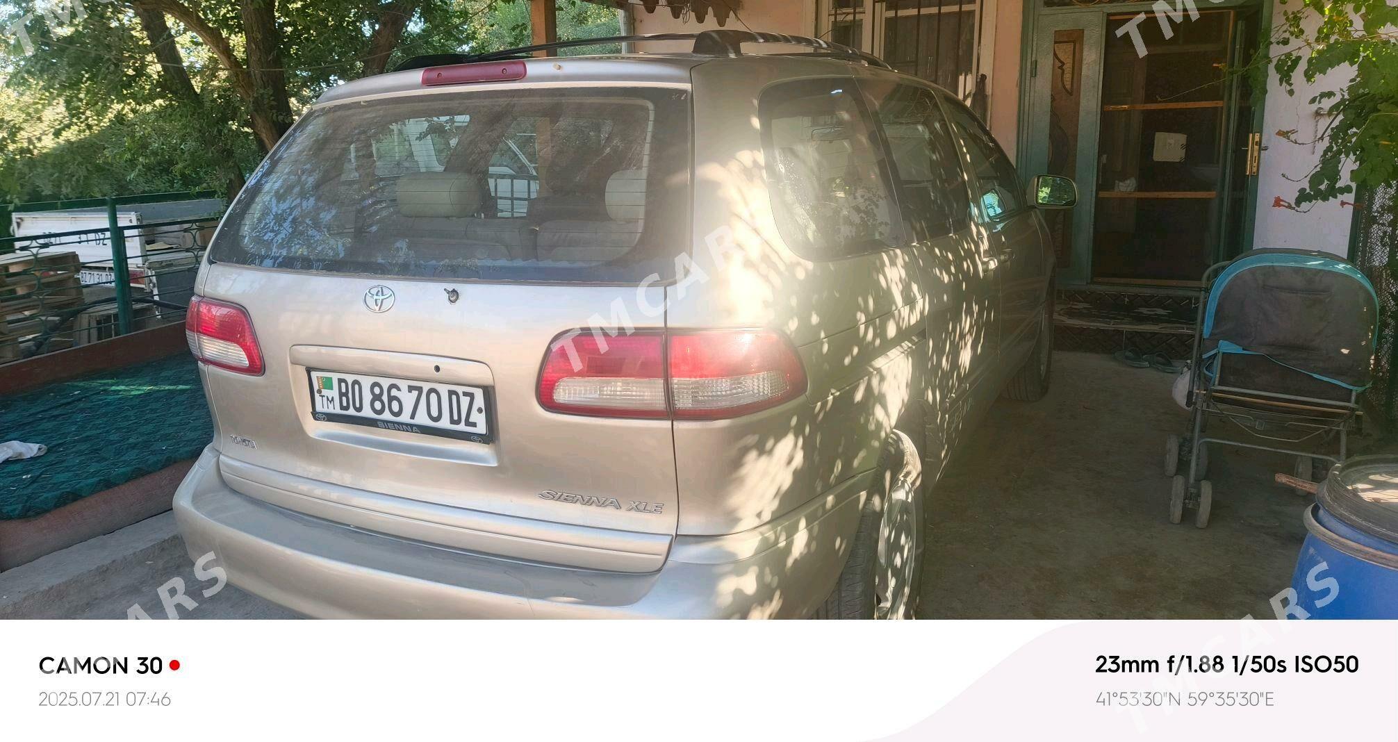 Toyota Sienna 2000 - 160 000 TMT - Гурбансолтан Едже - img 1