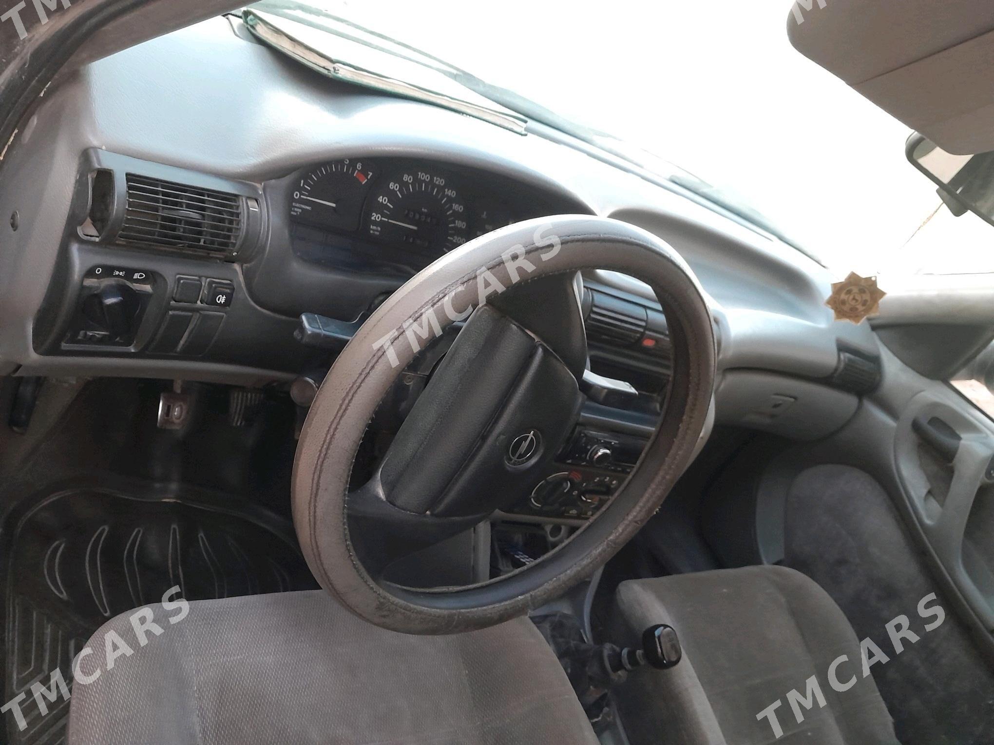 Opel Astra 1993 - 28 000 TMT - Гороглы (Тагта) - img 1