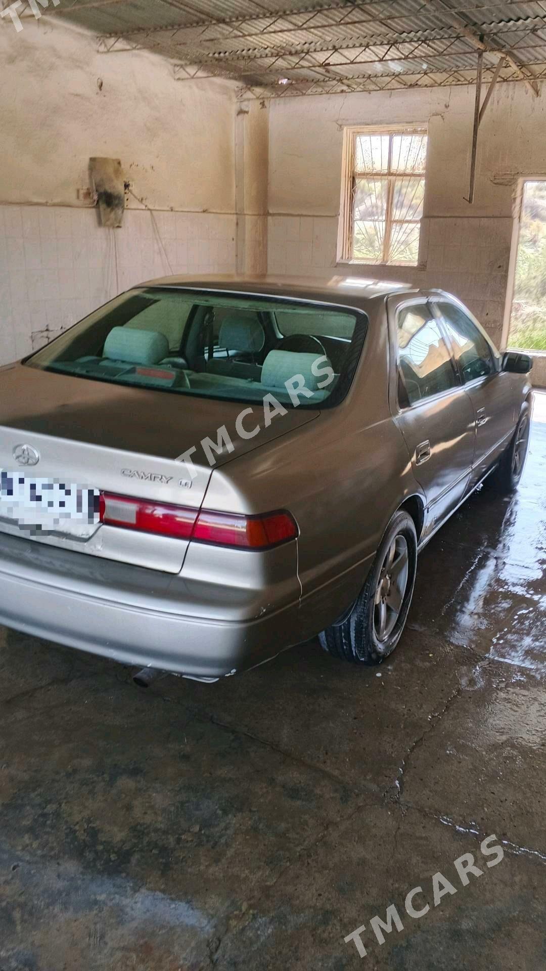 Toyota Camry 1997 - 115 000 TMT - Saýat - img 1