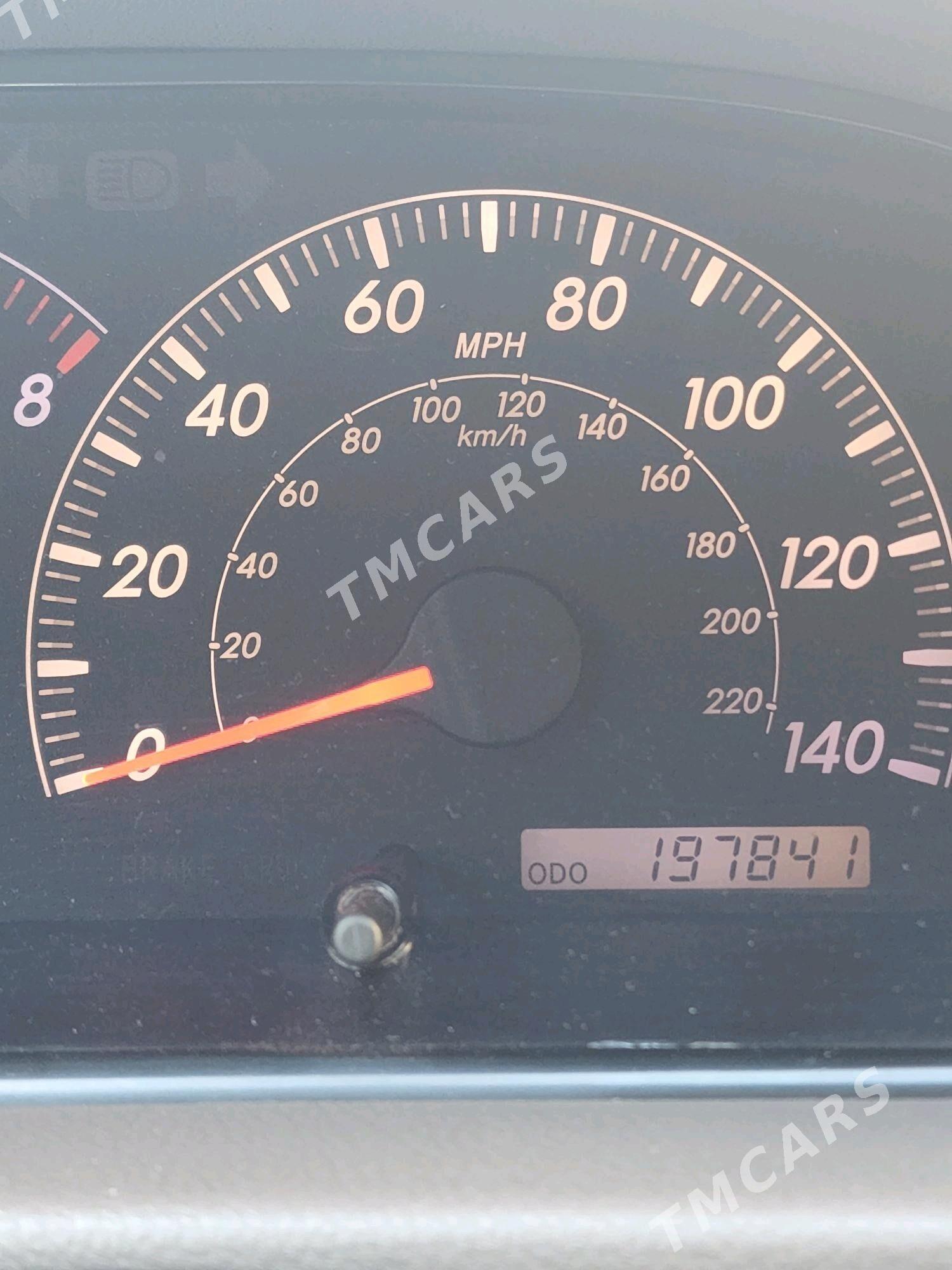Toyota Camry 2005 - 190 000 TMT - Кака - img 6
