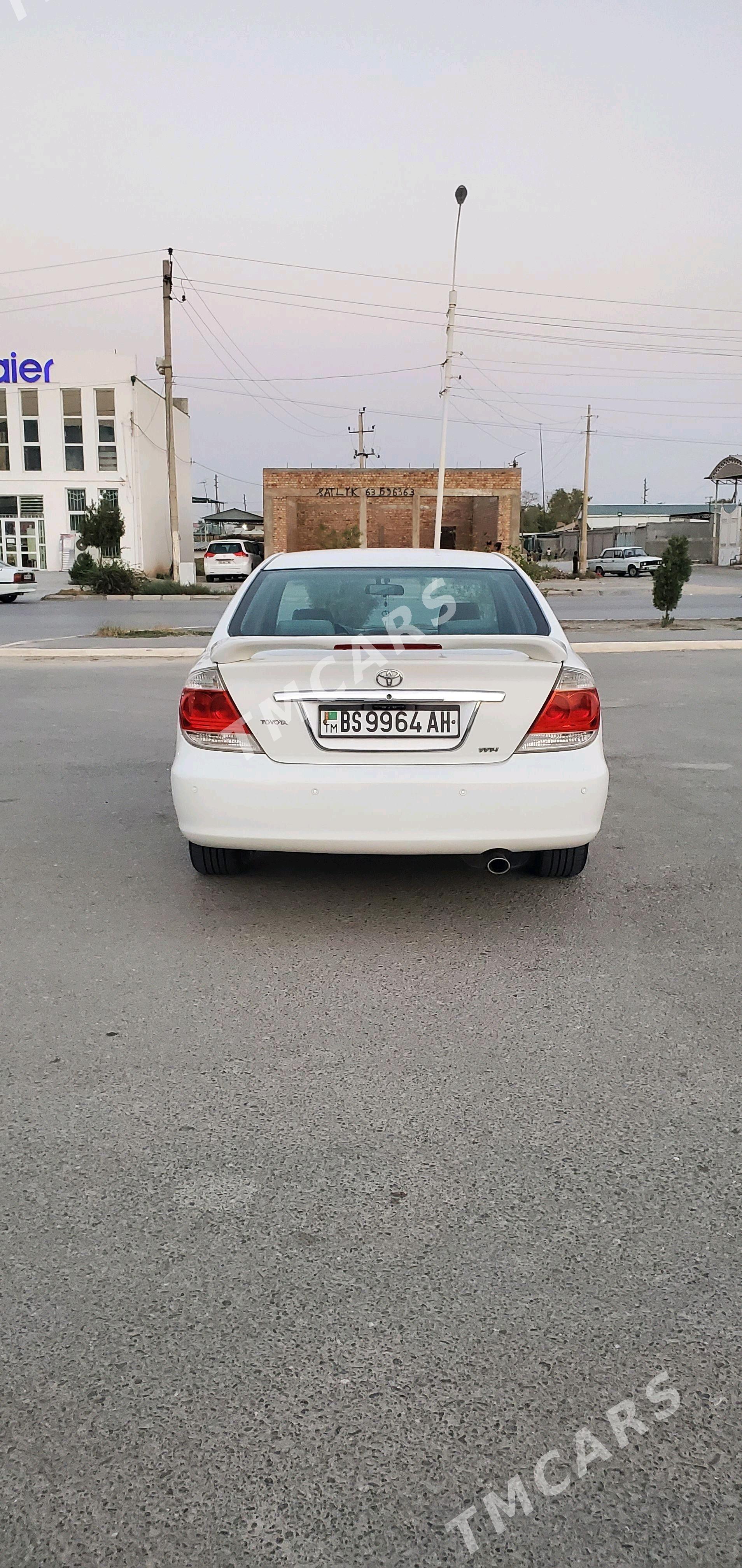 Toyota Camry 2003 - 152 000 TMT - Bäherden - img 6