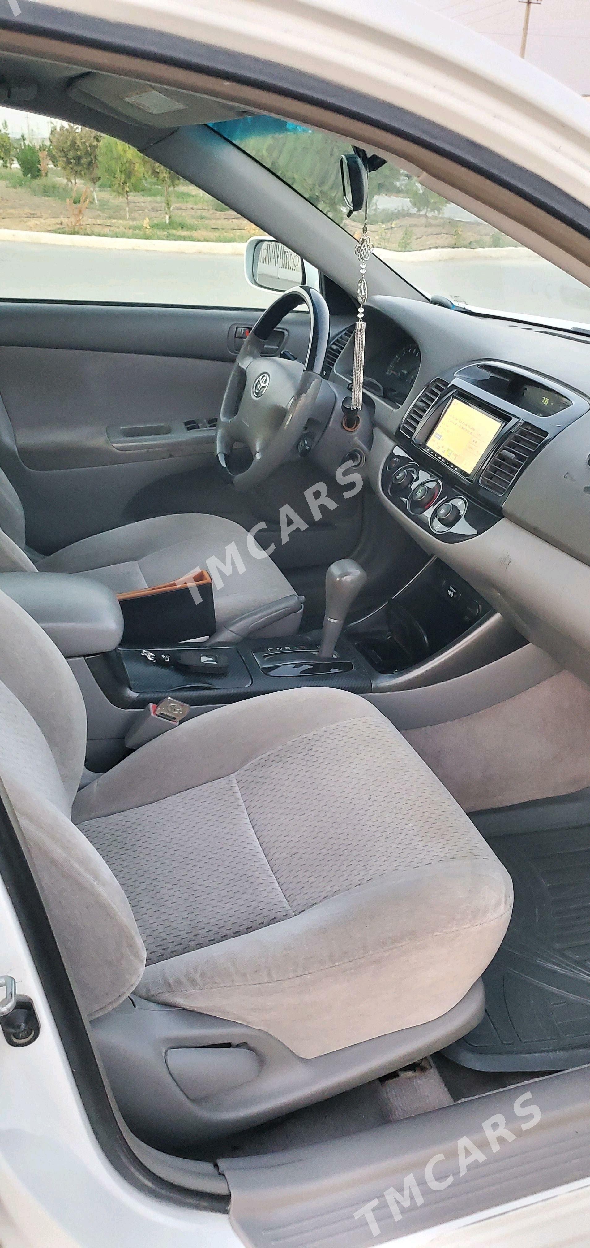 Toyota Camry 2003 - 152 000 TMT - Bäherden - img 7
