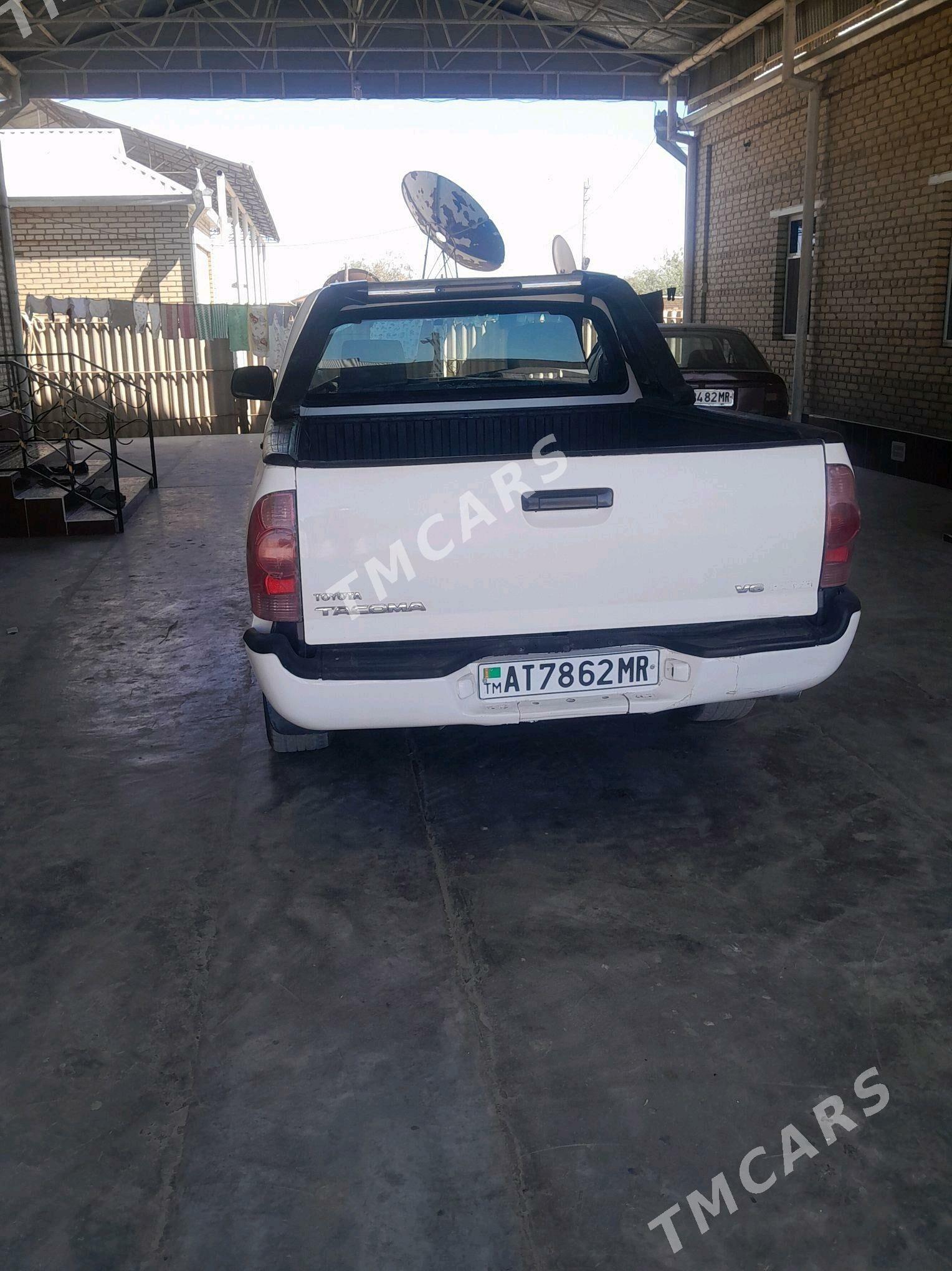 Toyota Tacoma 2005 - 150 000 TMT - Векильбазар - img 4