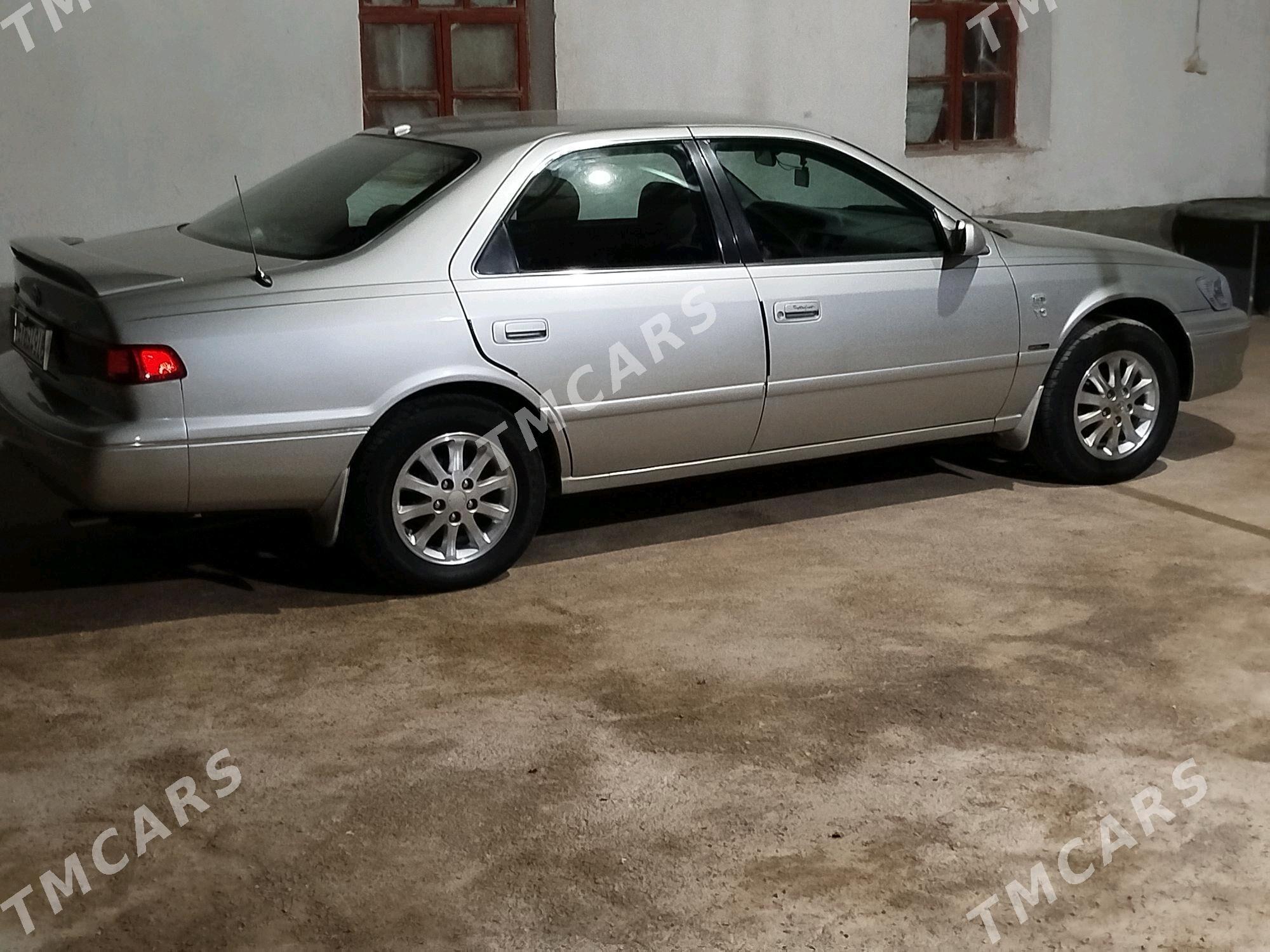 Toyota Camry 2001 - 160 000 TMT - Магданлы - img 3