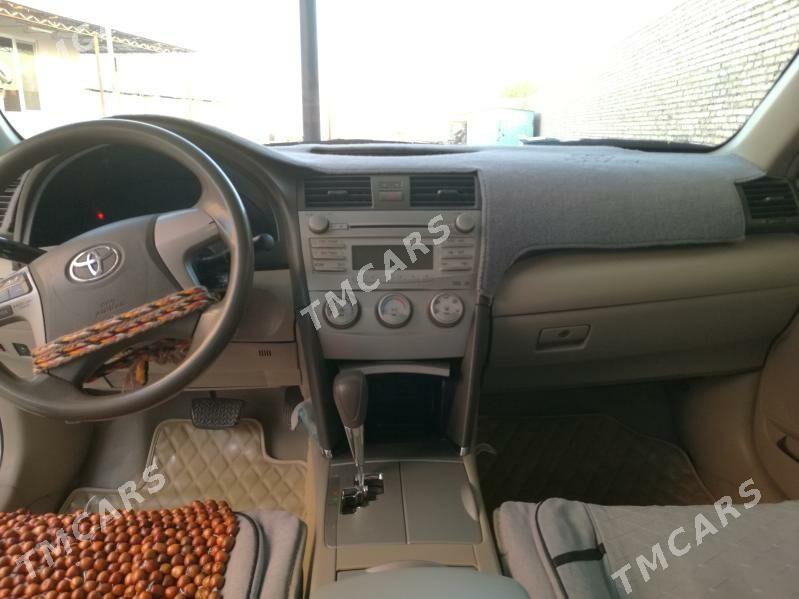 Toyota Camry 2010 - 180 375 TMT - Türkmenabat - img 5