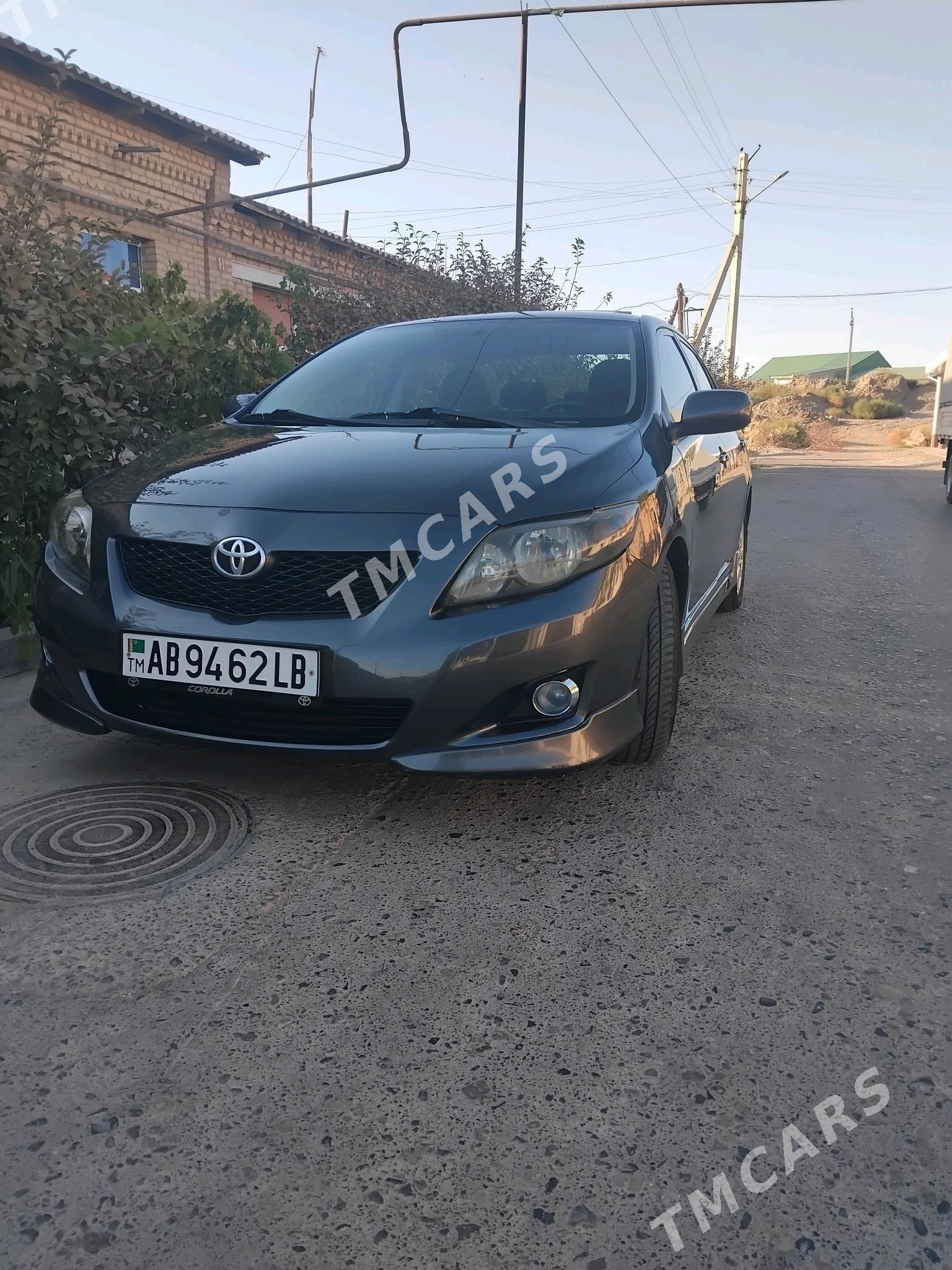 Toyota Corolla 2010 - 160 000 TMT - Türkmenabat - img 3