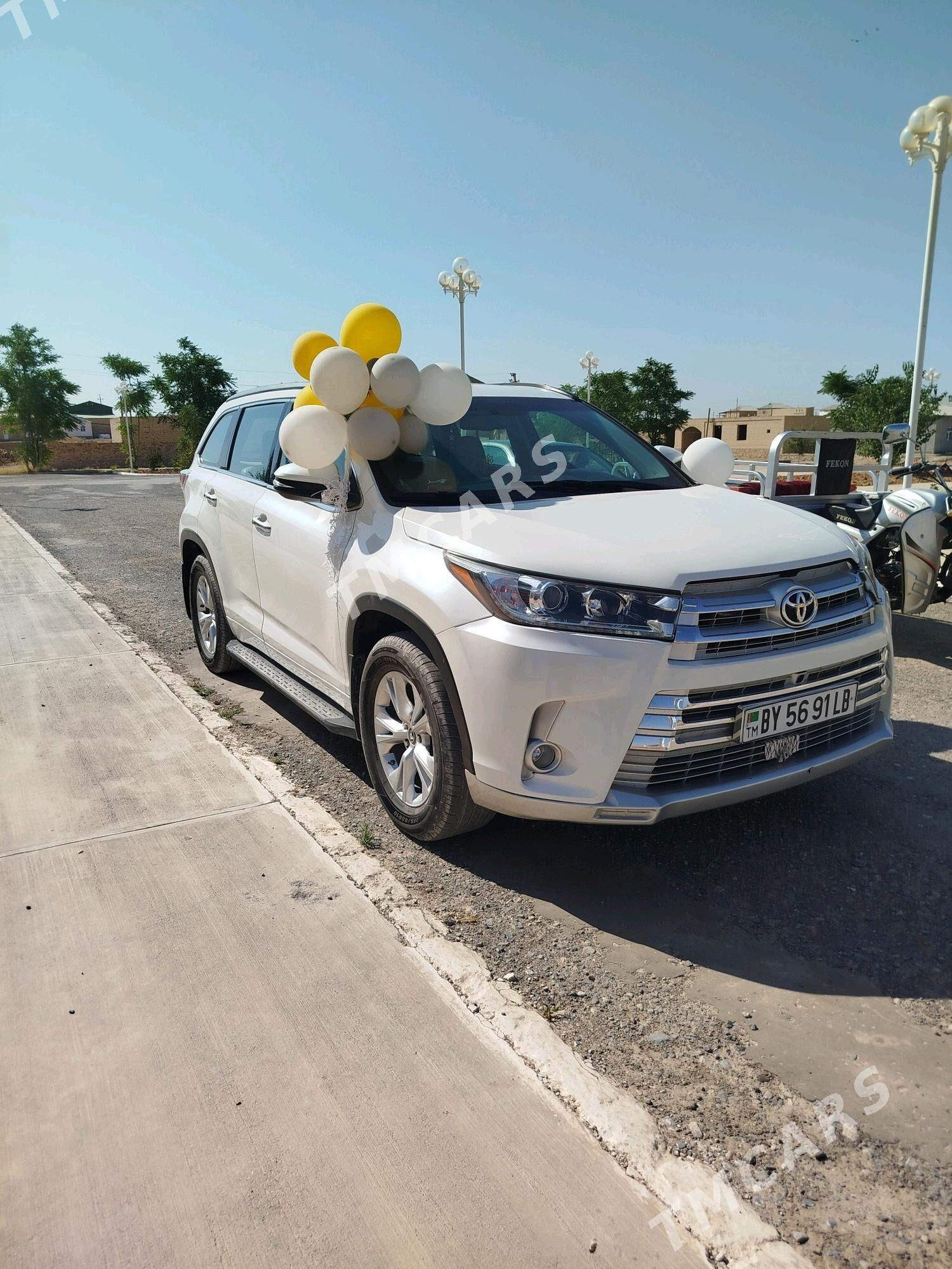 Toyota Highlander 2016 - 390 000 TMT - Kerki - img 4