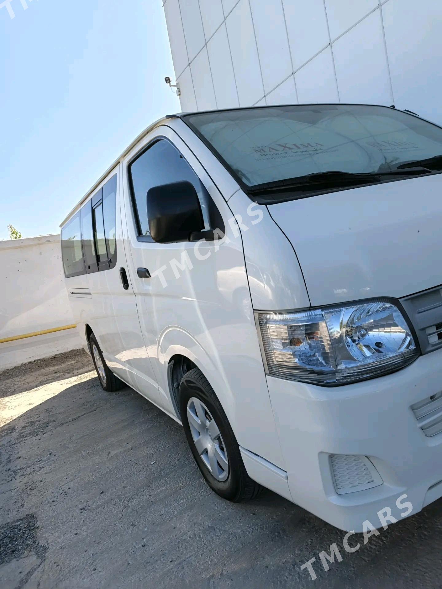 Toyota Hiace 2013 - 290 000 TMT - Türkmenabat - img 4
