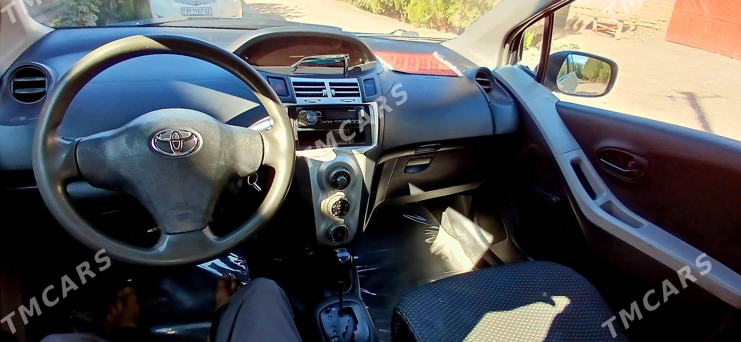Toyota Yaris 2006 - 85 000 TMT - Кёнеургенч - img 6