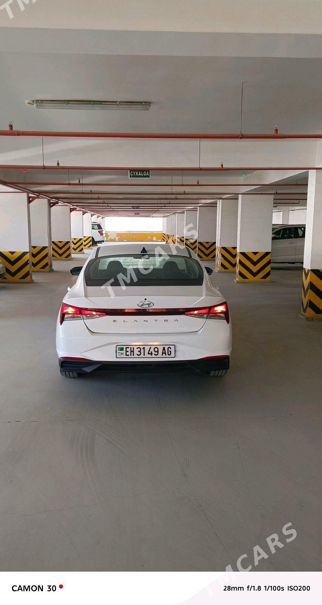 Hyundai Elantra 2022 - 236 000 TMT - Aşgabat - img 5
