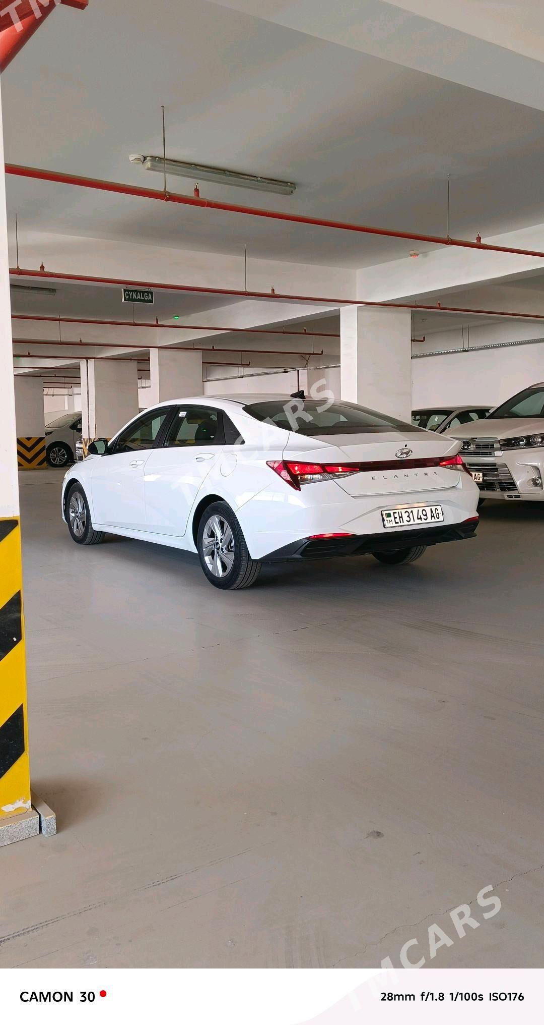 Hyundai Elantra 2022 - 236 000 TMT - Aşgabat - img 4