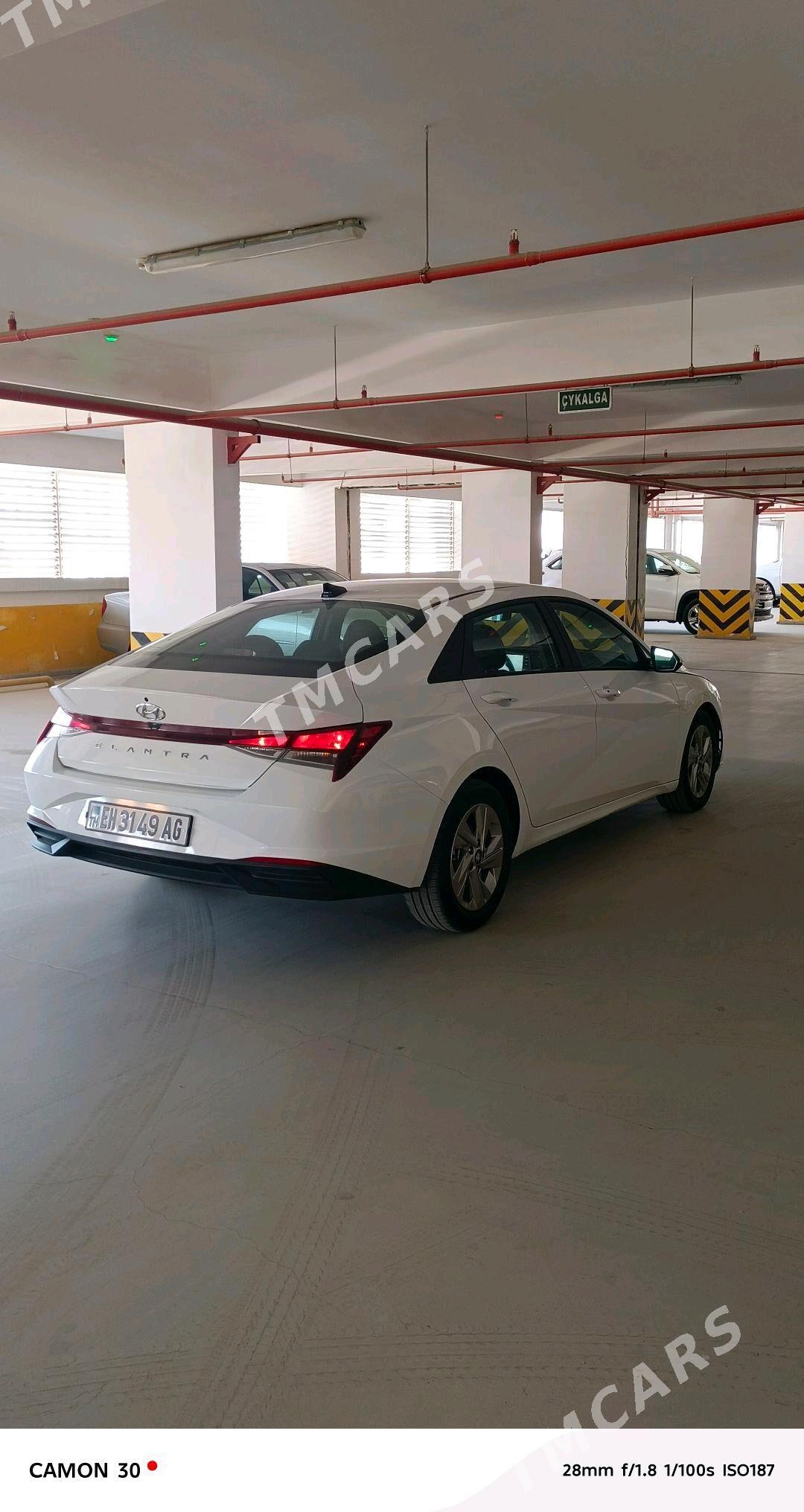 Hyundai Elantra 2022 - 236 000 TMT - Aşgabat - img 6