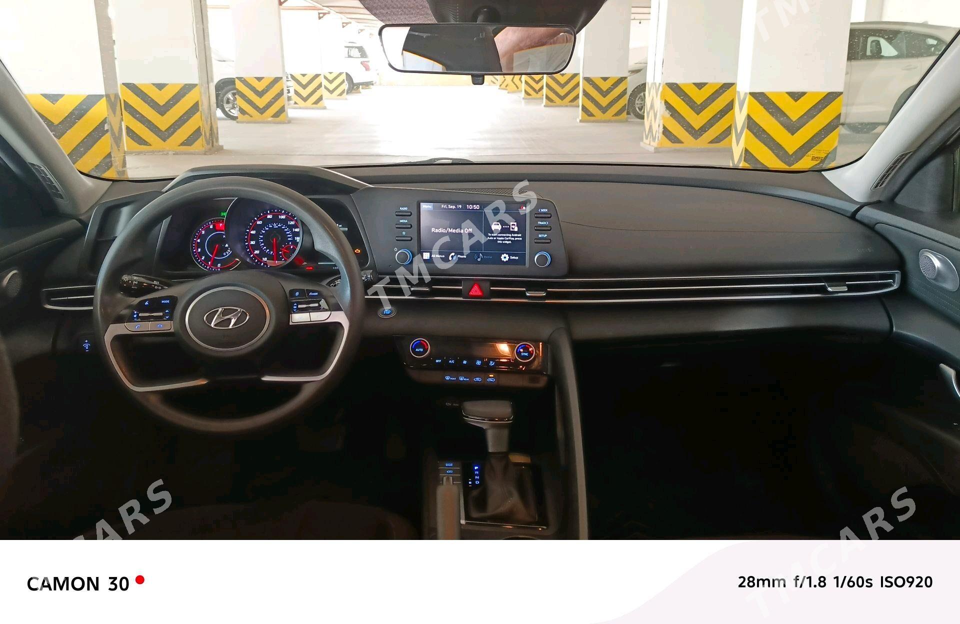 Hyundai Elantra 2022 - 236 000 TMT - Aşgabat - img 7