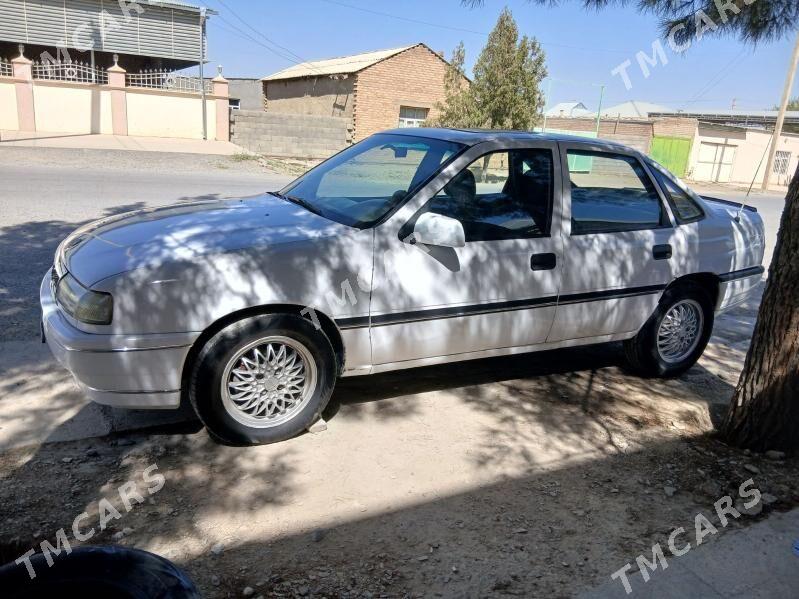 Opel Vectra 1991 - 29 000 TMT - Бахарден - img 6