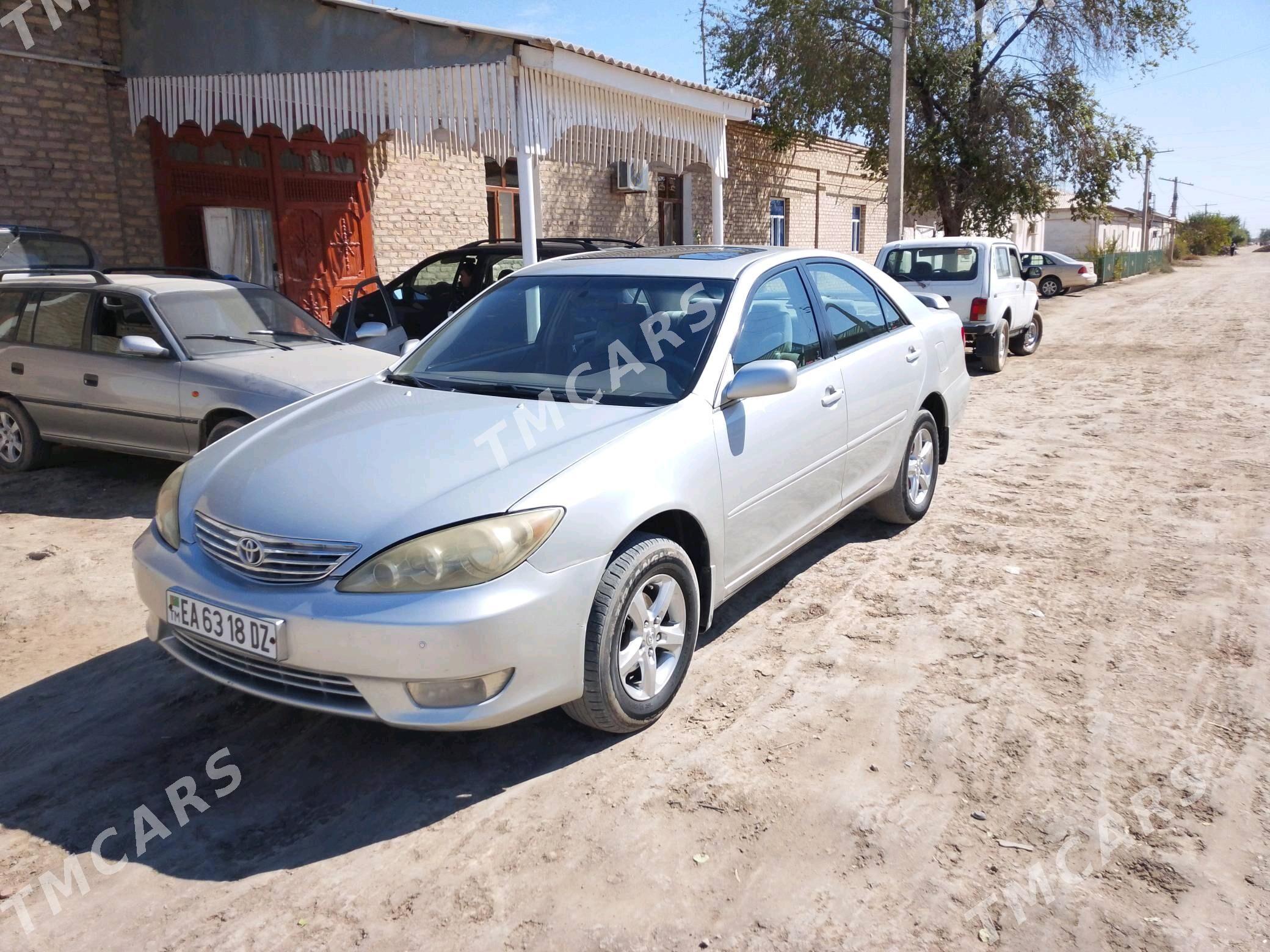 Toyota Camry 2005 - 165 000 TMT - Кёнеургенч - img 2