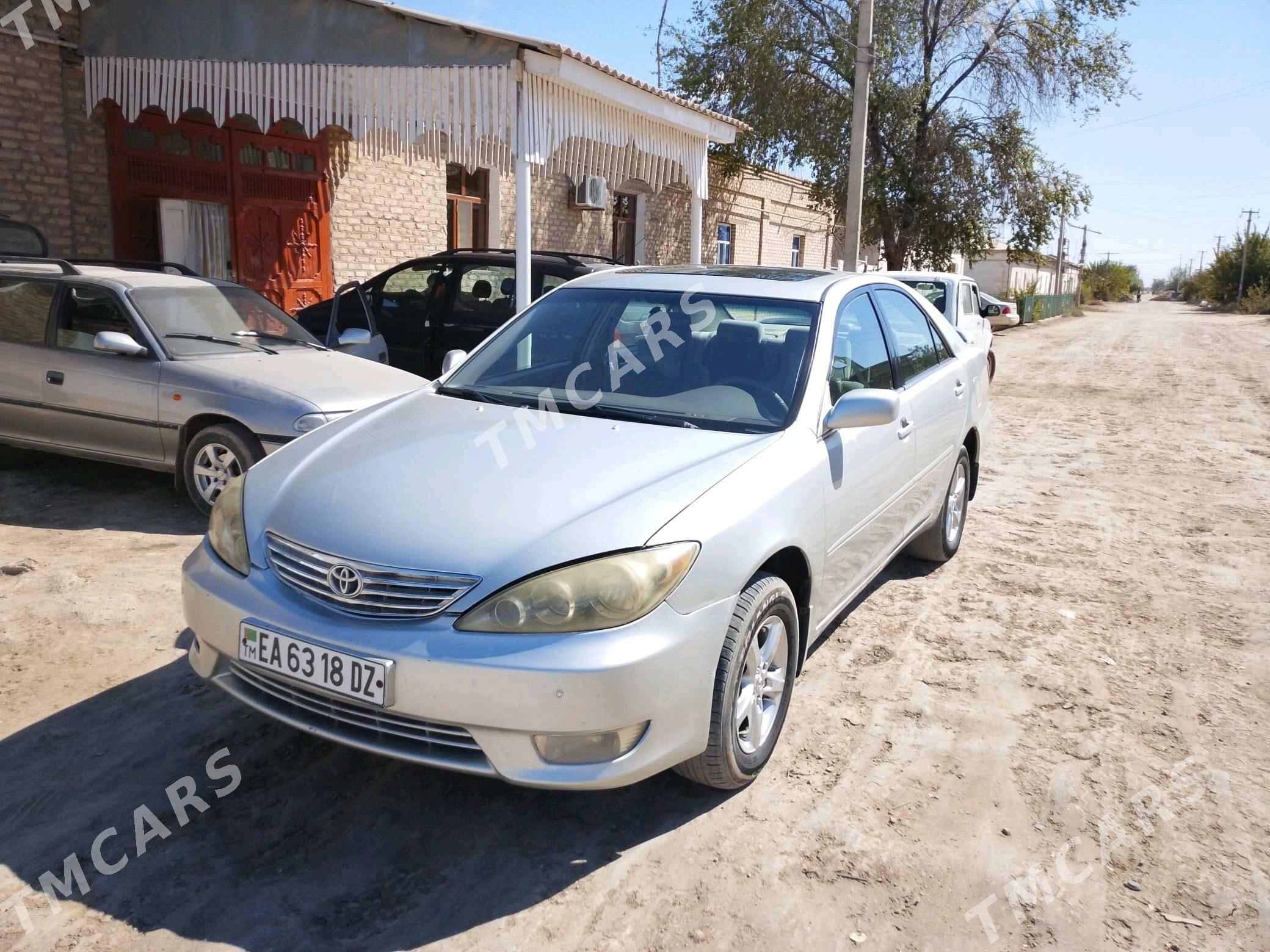 Toyota Camry 2005 - 165 000 TMT - Кёнеургенч - img 9