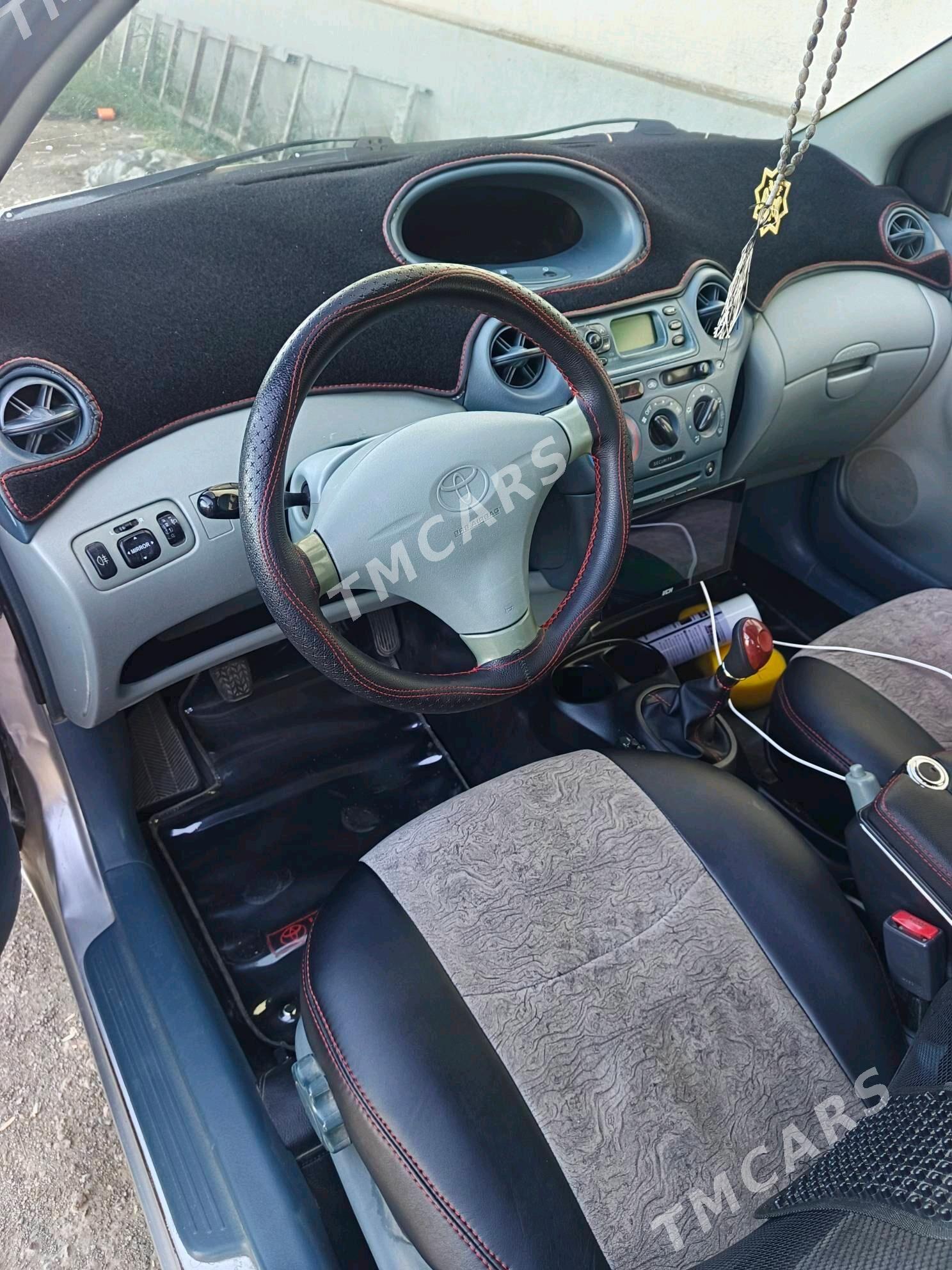 Toyota Yaris 2006 - 61 000 TMT - Дашогуз - img 7