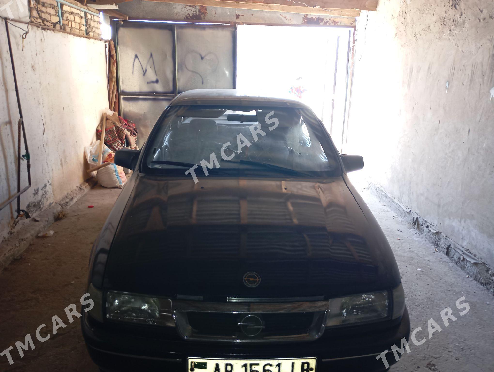 Opel Vectra 1991 - 38 000 TMT - Сейди - img 2