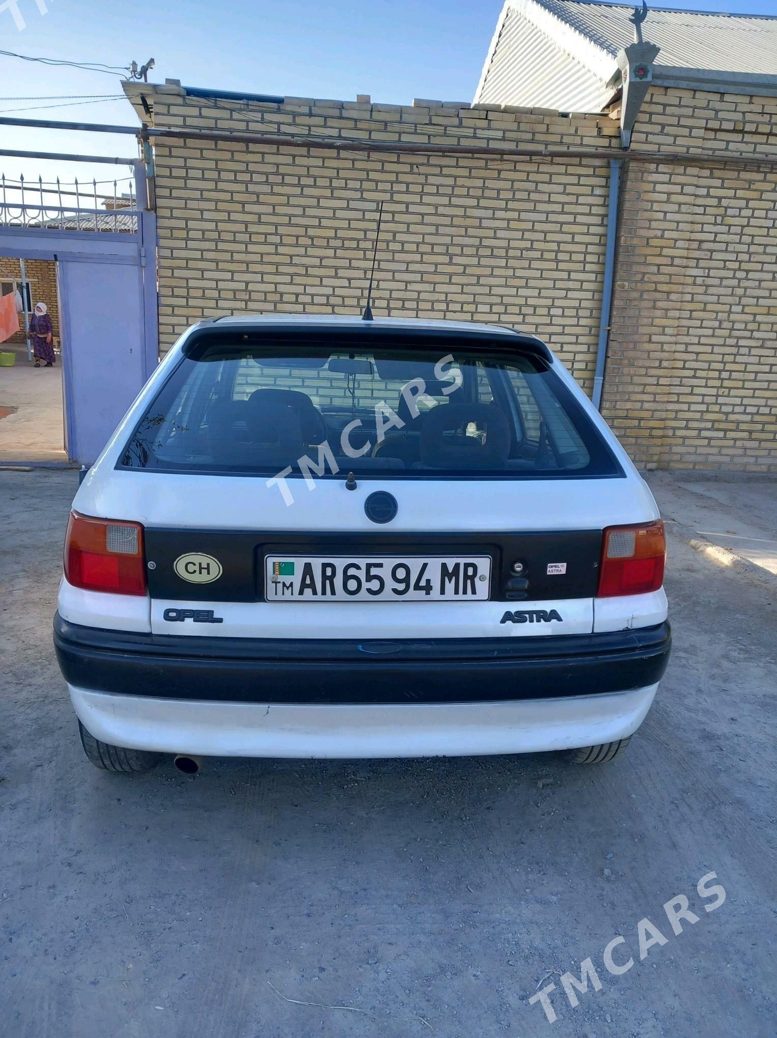 Opel Astra 1992 - 35 000 TMT - Мары - img 2