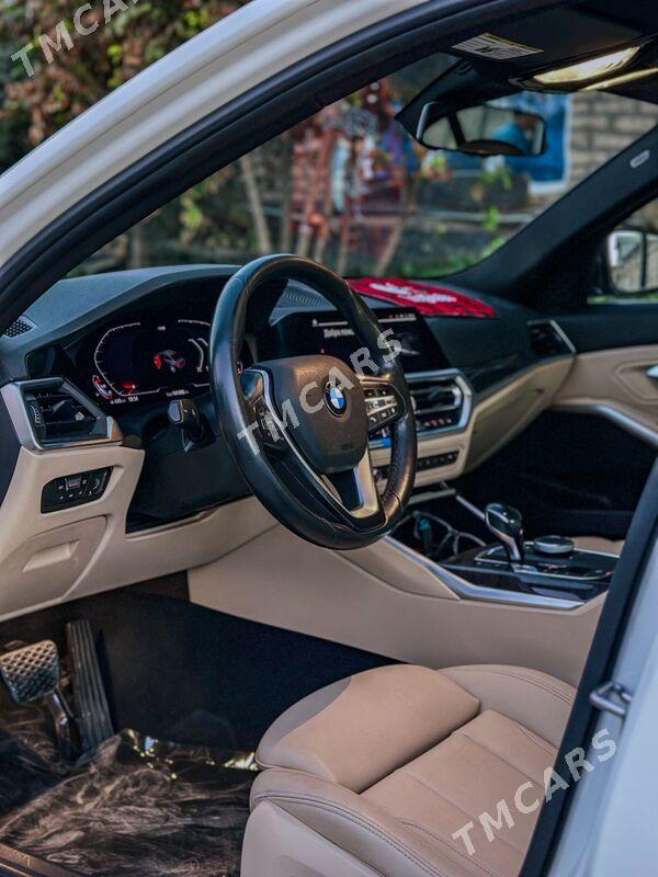 BMW 330 2019 - 480 000 TMT - Aşgabat - img 3