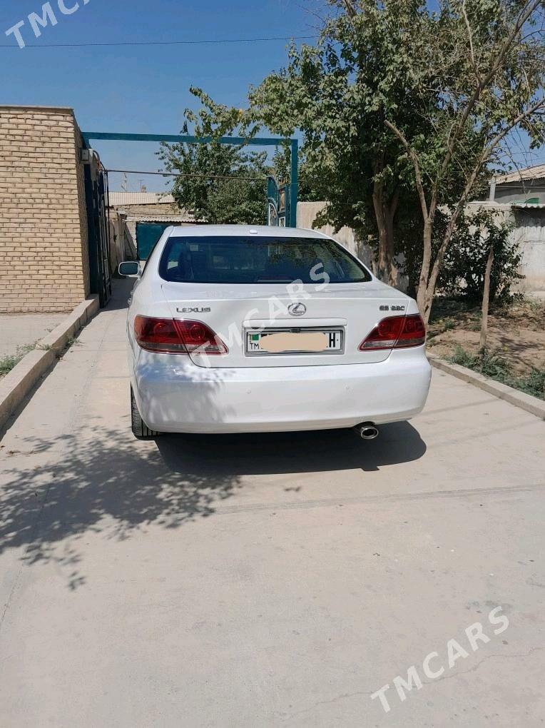 Lexus ES 330 2003 - 180 000 TMT - Теджен - img 2