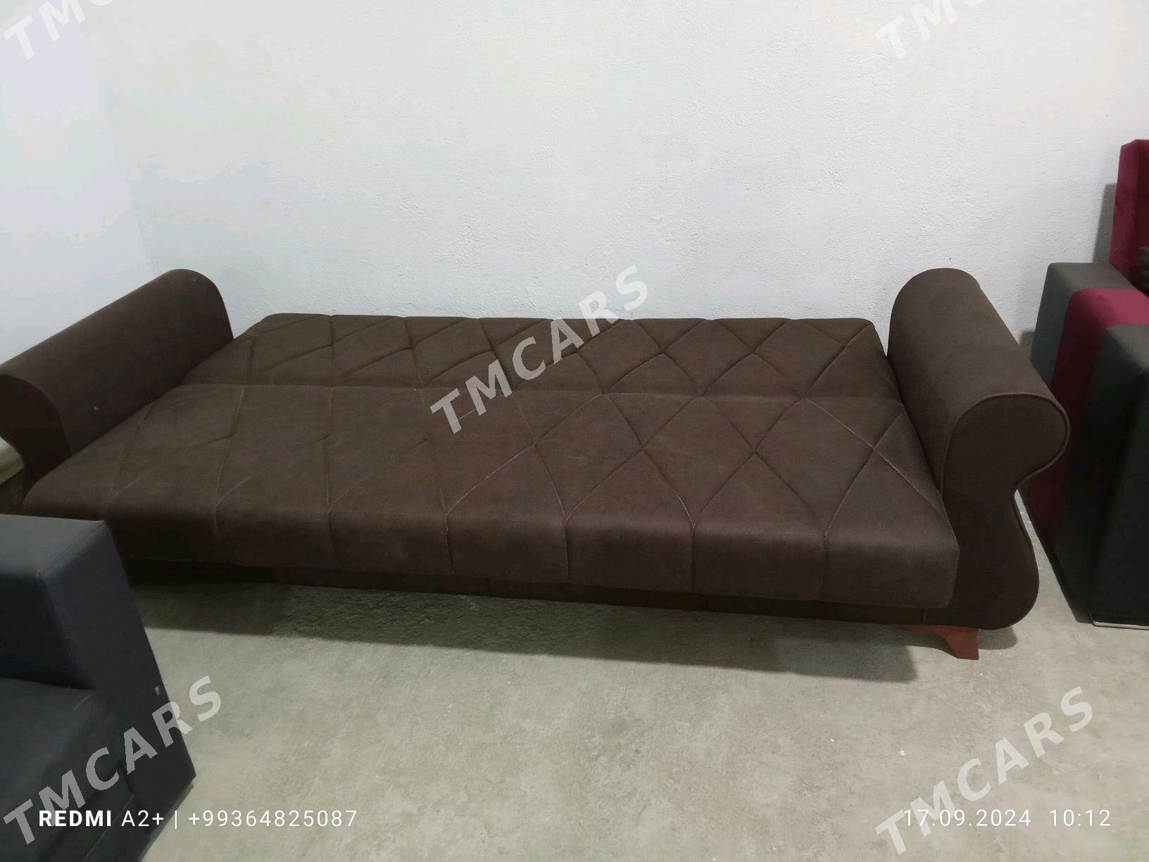 Diwan - Garadamak - img 2