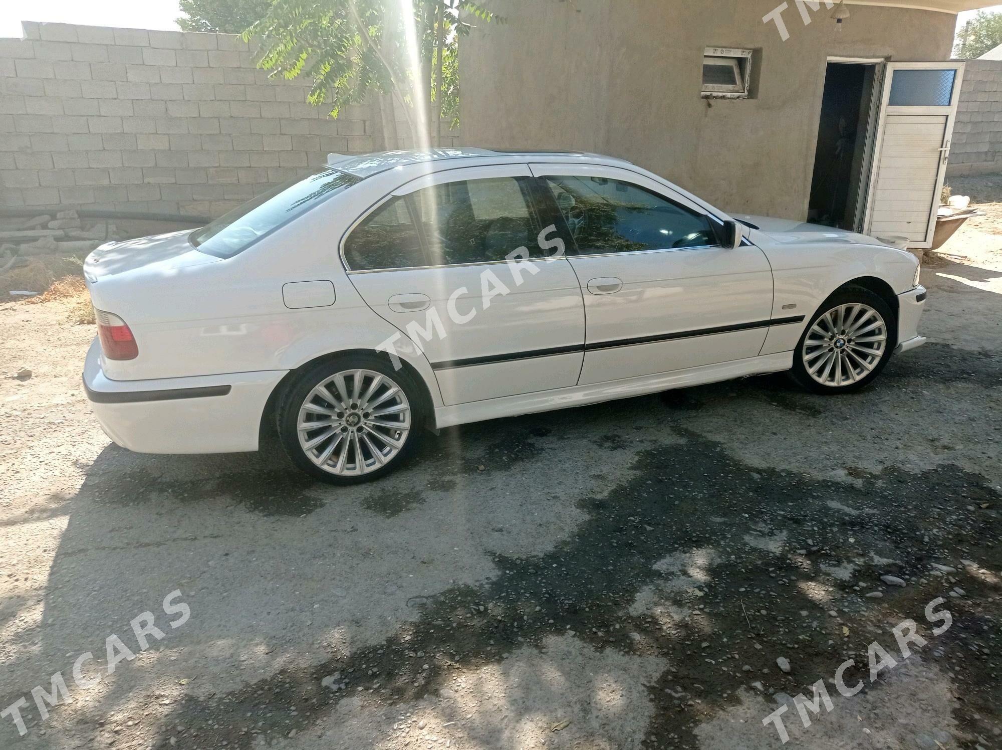 BMW E39 2003 - 140 000 TMT - Änew - img 5