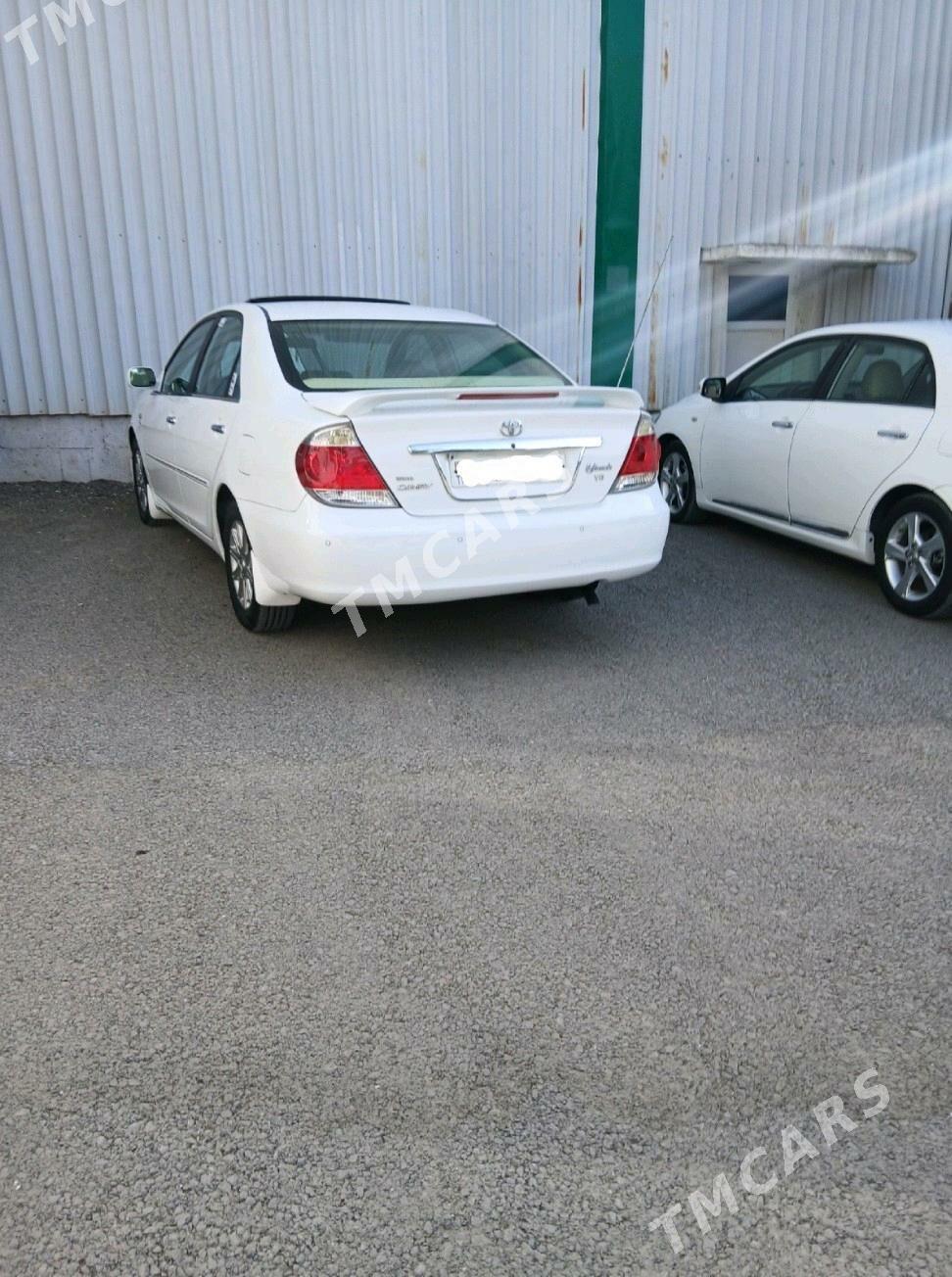Toyota Camry 2003 - 190 000 TMT - Кака - img 3