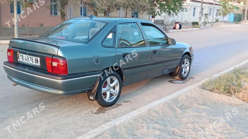 Opel Vectra 1995 - 44 000 TMT - Берекет - img 6