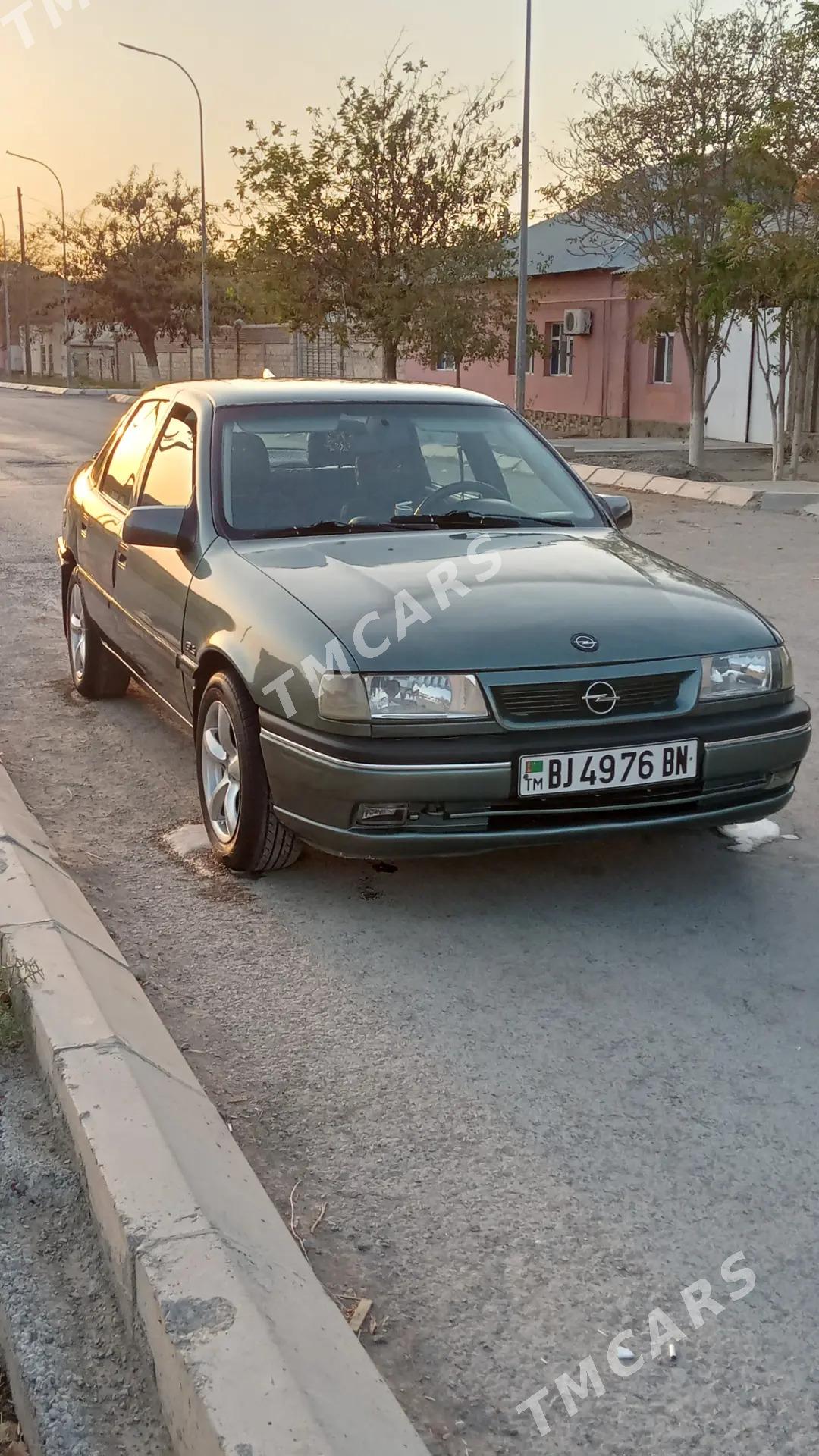 Opel Vectra 1995 - 44 000 TMT - Берекет - img 5