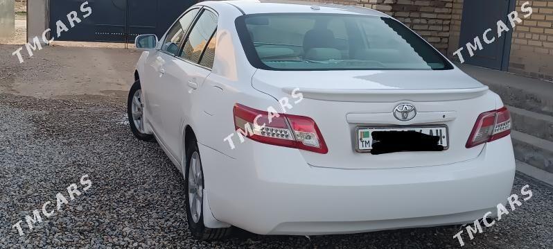 Toyota Camry 2010 - 170 000 TMT - Кака - img 4