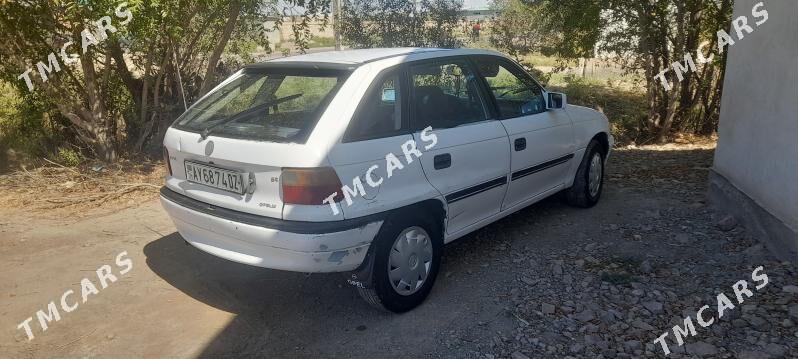 Opel Astra 1993 - 30 000 TMT - Губадаг - img 5