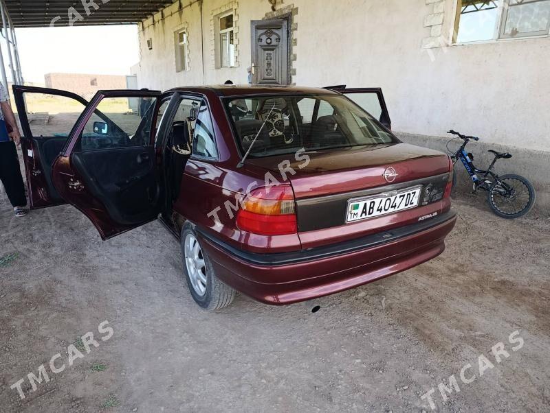 Opel Astra 1996 - 55 000 TMT - Гороглы (Тагта) - img 9