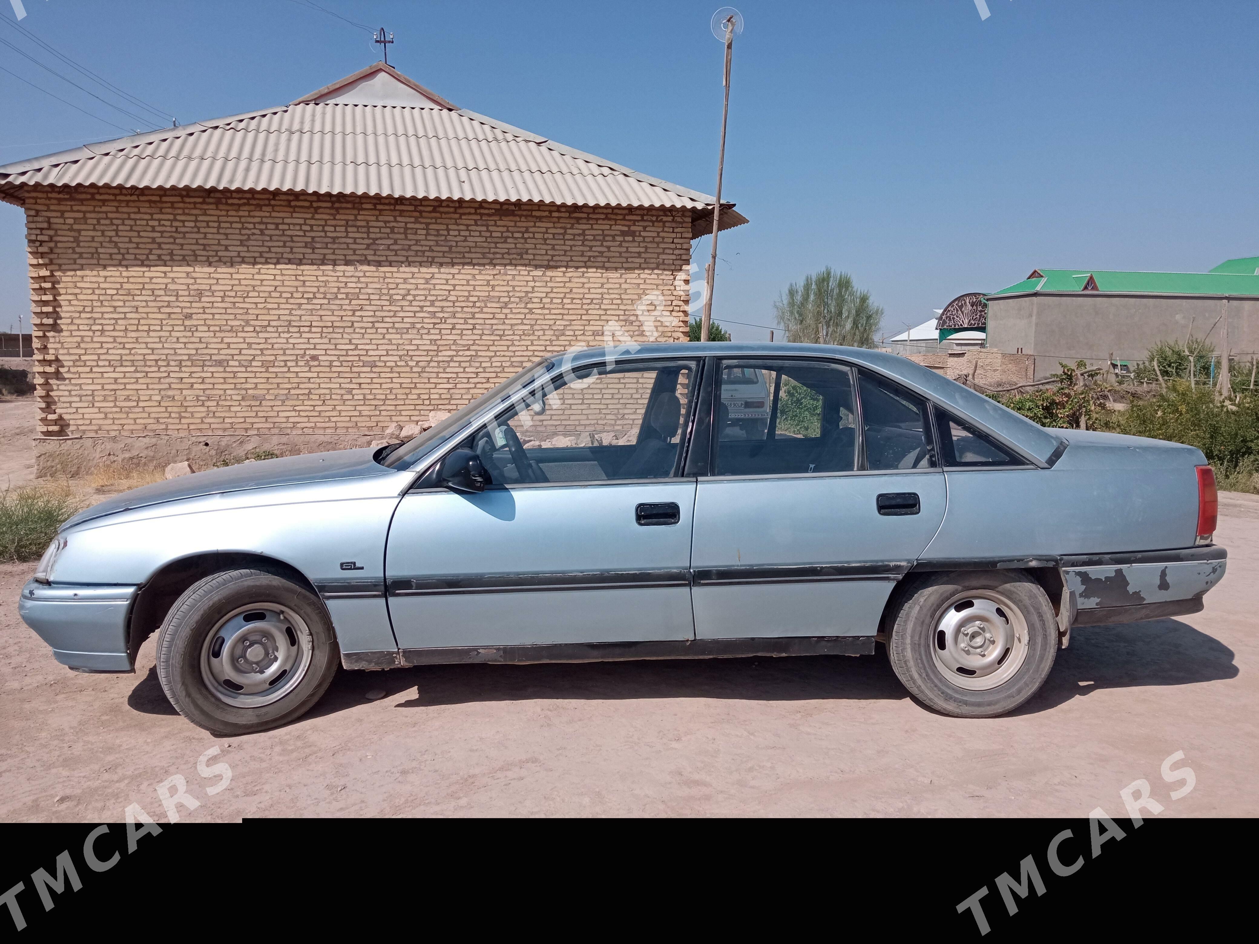 Opel Omega 1989 - 20 000 TMT - Hojambaz - img 3