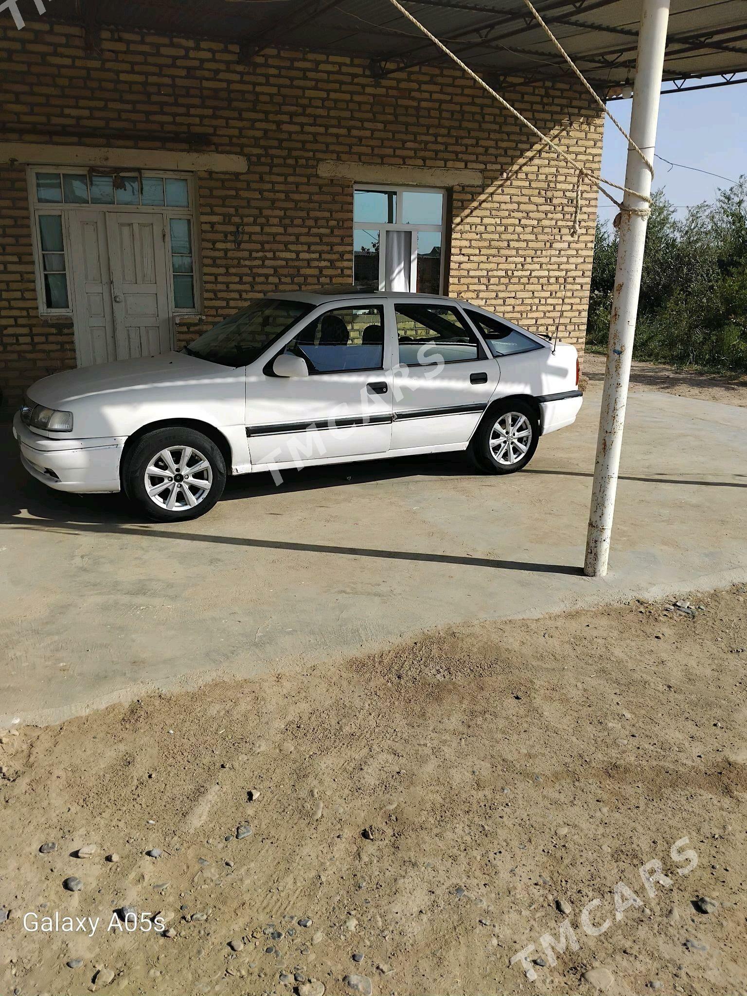 Opel Vectra 1992 - 30 000 TMT - Бабадайхан - img 3