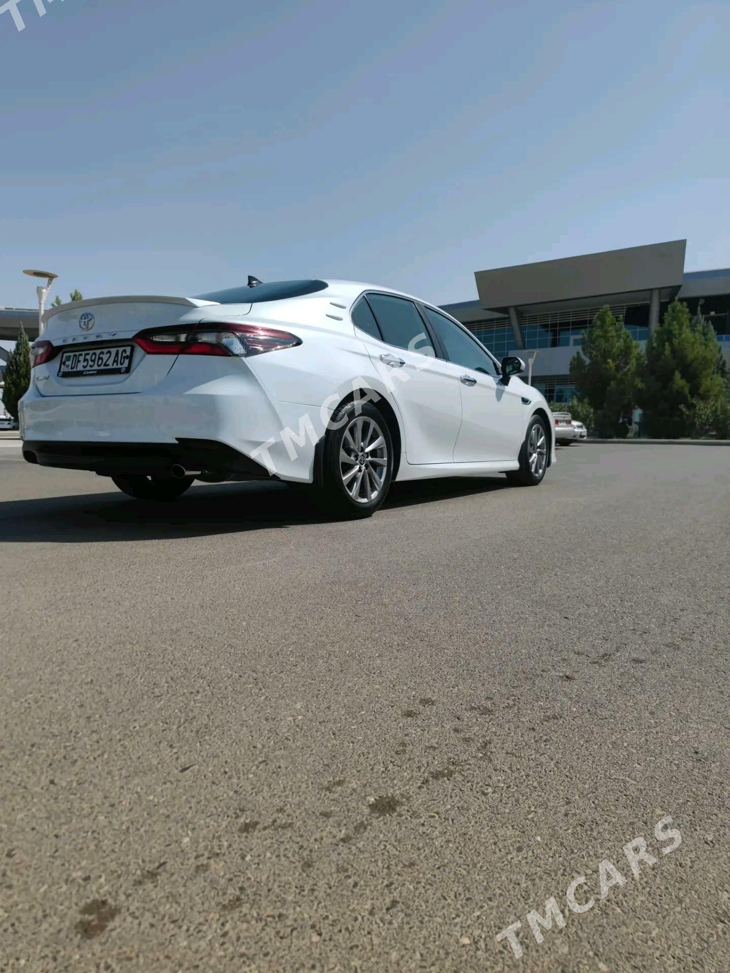 Toyota Camry 2021 - 285 000 TMT - Aşgabat - img 2