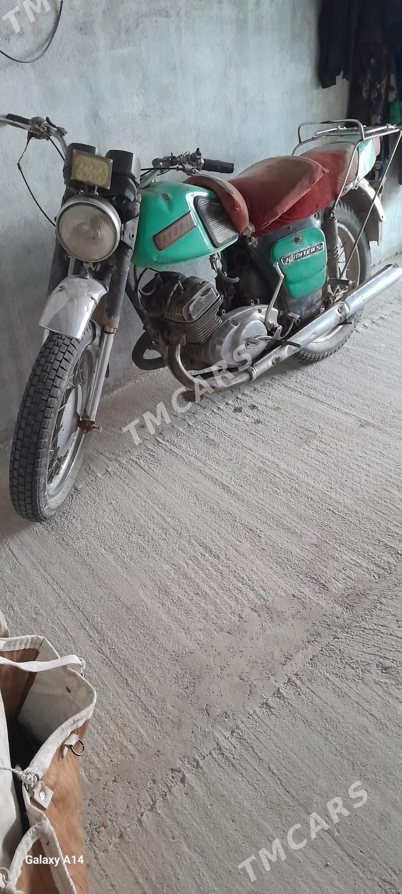 Iž Ýupiter 2002 - 8 000 TMT - Джебел - img 7